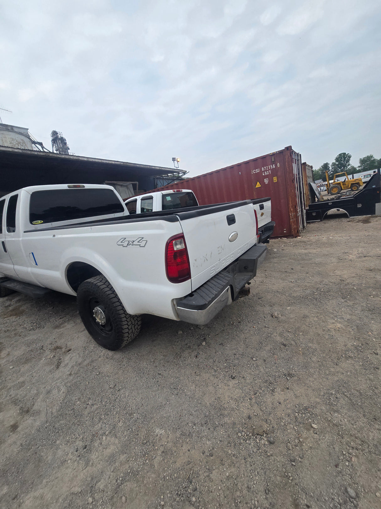 2010 Ford F-250 Extended Cab Long Bed Super Duty 4x4 - FULL PART OUT