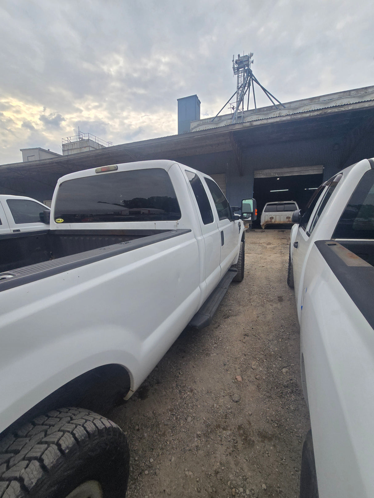 2010 Ford F-250 Extended Cab Long Bed Super Duty 4x4 - FULL PART OUT