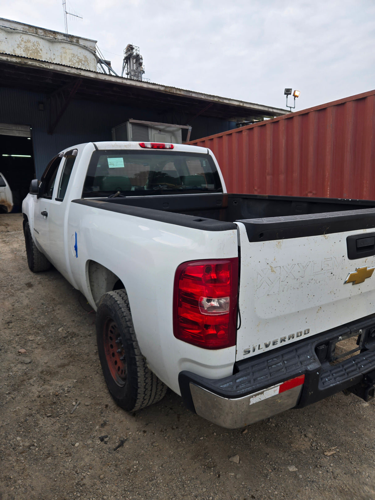 2013 Chevrolet Silverado 1500HD Extended Cab Short Bed 6.5' - FULL PART OUT