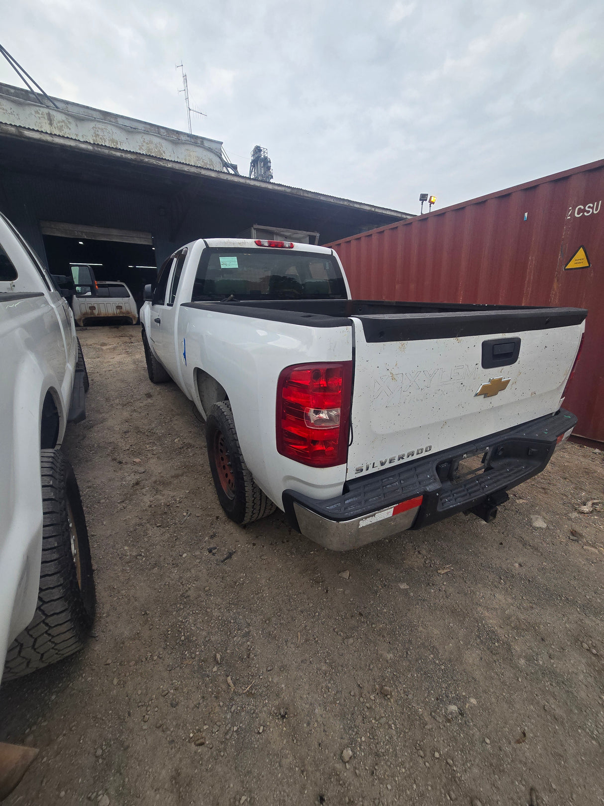 2013 Chevrolet Silverado 1500HD Extended Cab Short Bed 6.5' - FULL PART OUT