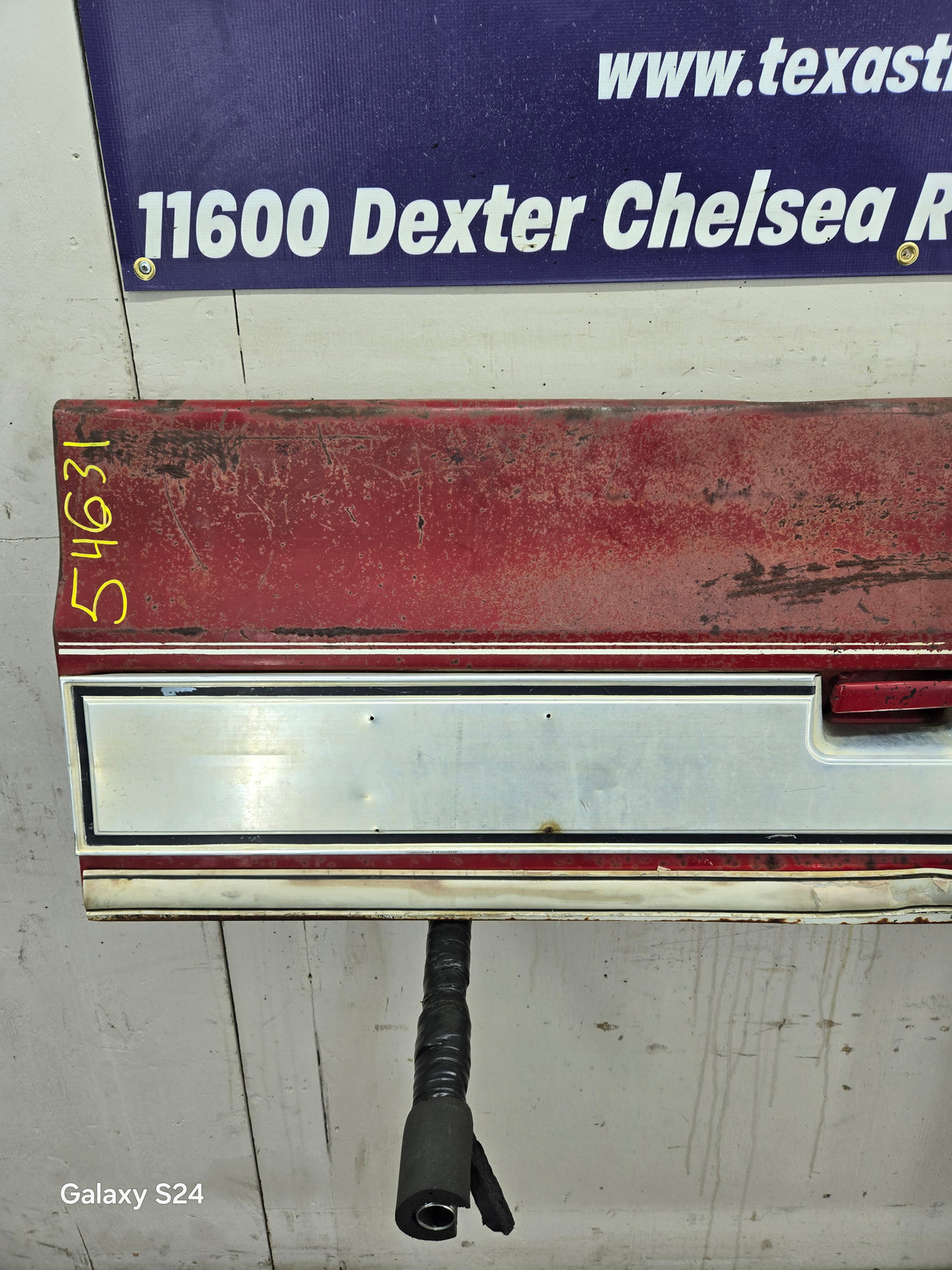 1973-1987 Chevrolet / GMC Square Body Tailgate C10 C15 C20 C25 C35 K10 K15 K20 K25 K35