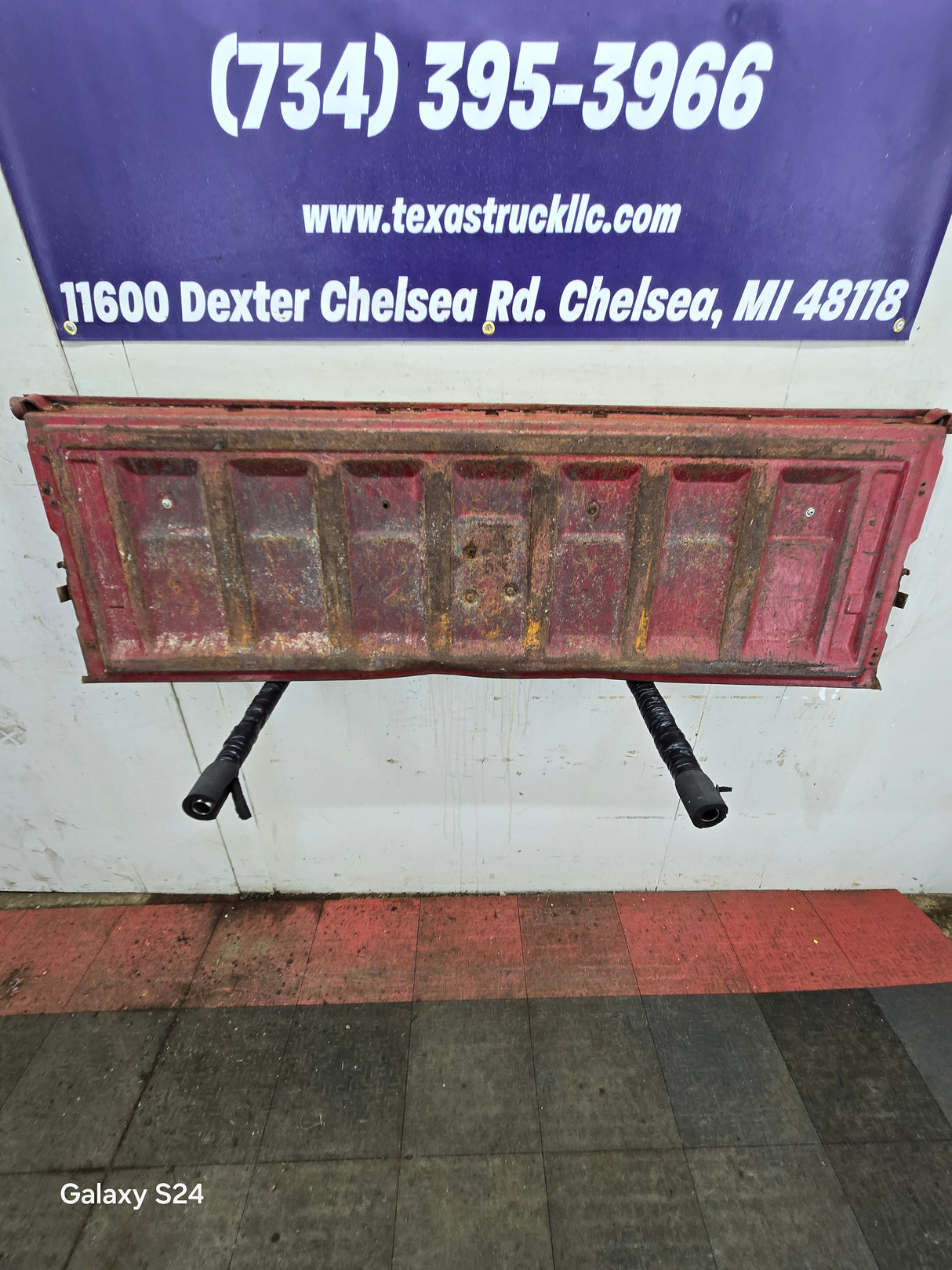 1973-1987 Chevrolet / GMC Square Body Tailgate C10 C15 C20 C25 C35 K10 K15 K20 K25 K35