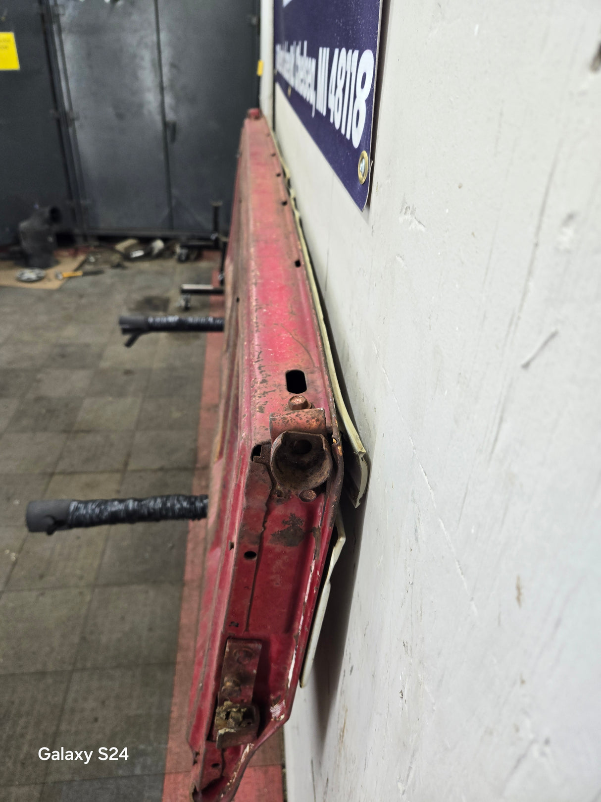 1973-1987 Chevrolet / GMC Square Body Tailgate C10 C15 C20 C25 C35 K10 K15 K20 K25 K35