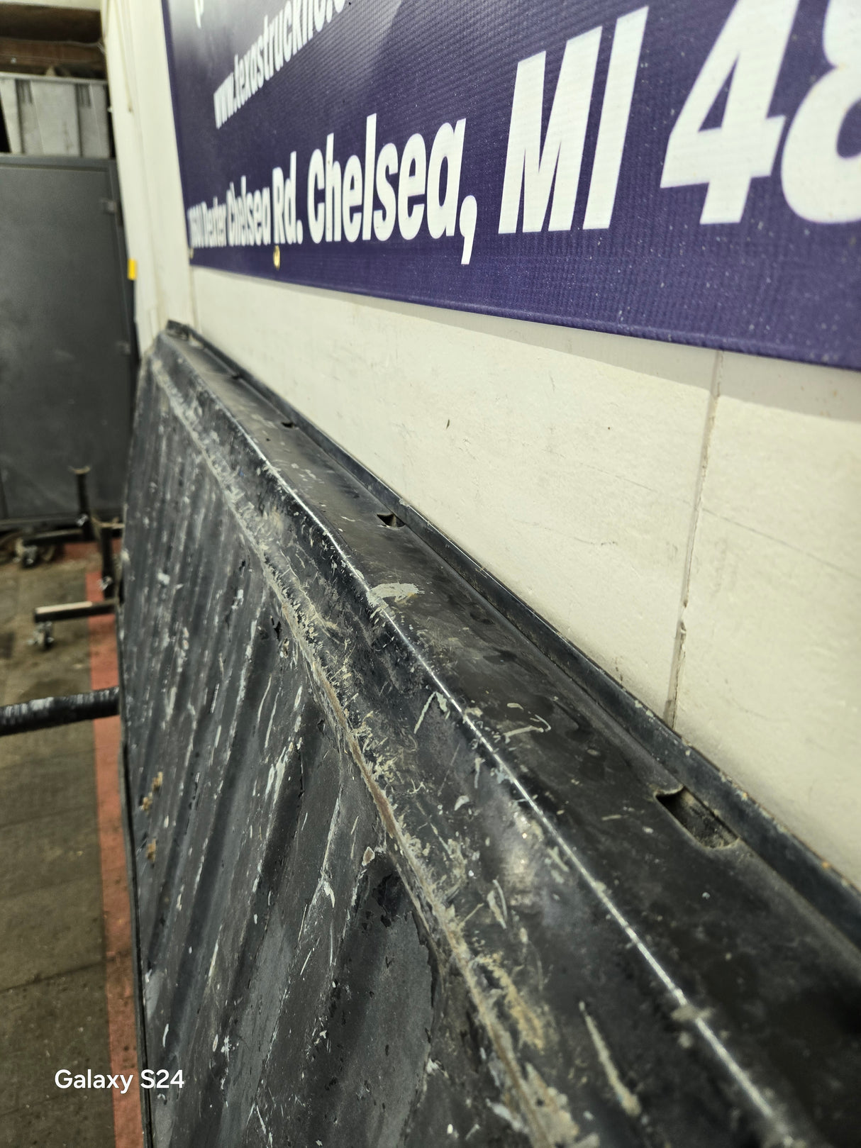 1999-2007 Chevrolet Silverado / GMC Sierra 1500 2500 HD 3500 HD Tailgate