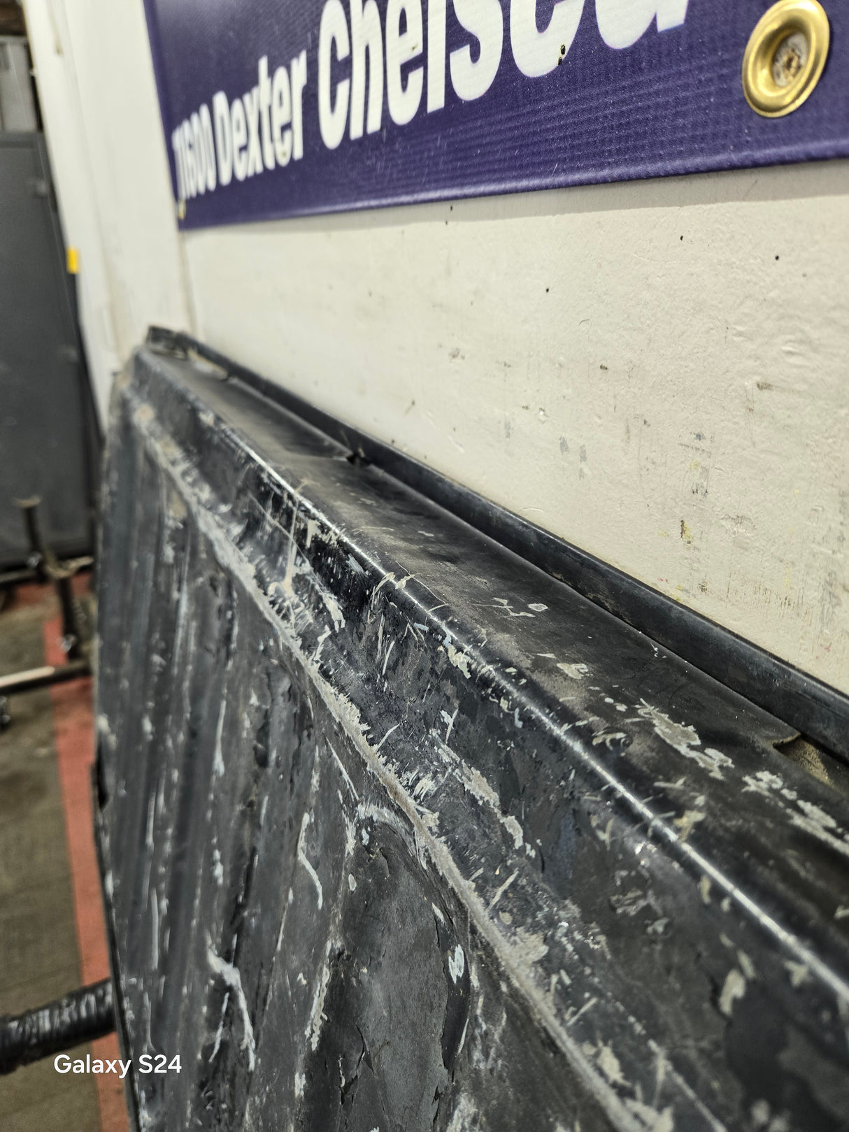 1999-2007 Chevrolet Silverado / GMC Sierra 1500 2500 HD 3500 HD Tailgate