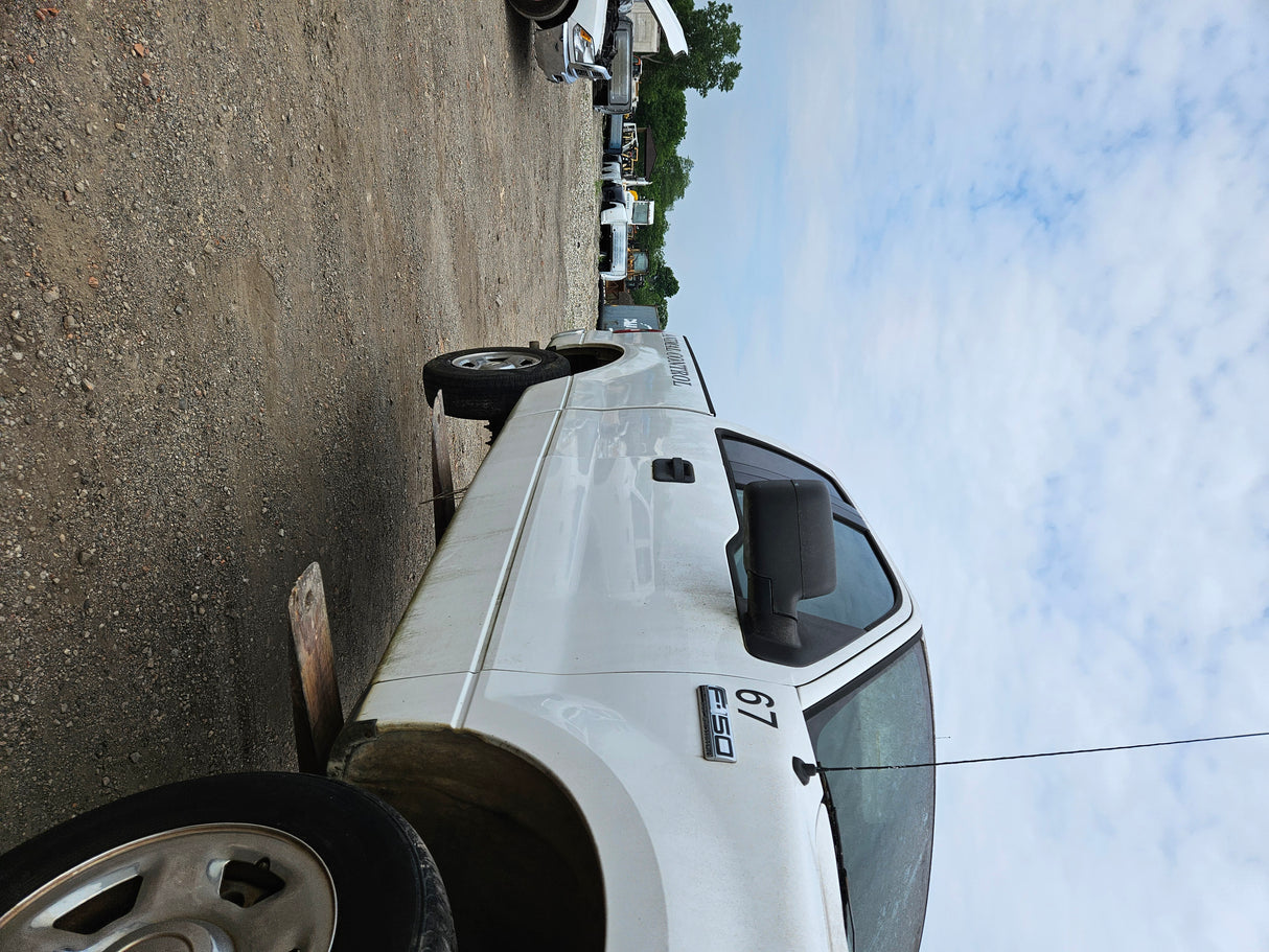 2006 Ford F-150 Extended Cab 6.5' Short Bed 2x4 4 Door  - FULL PART OUT