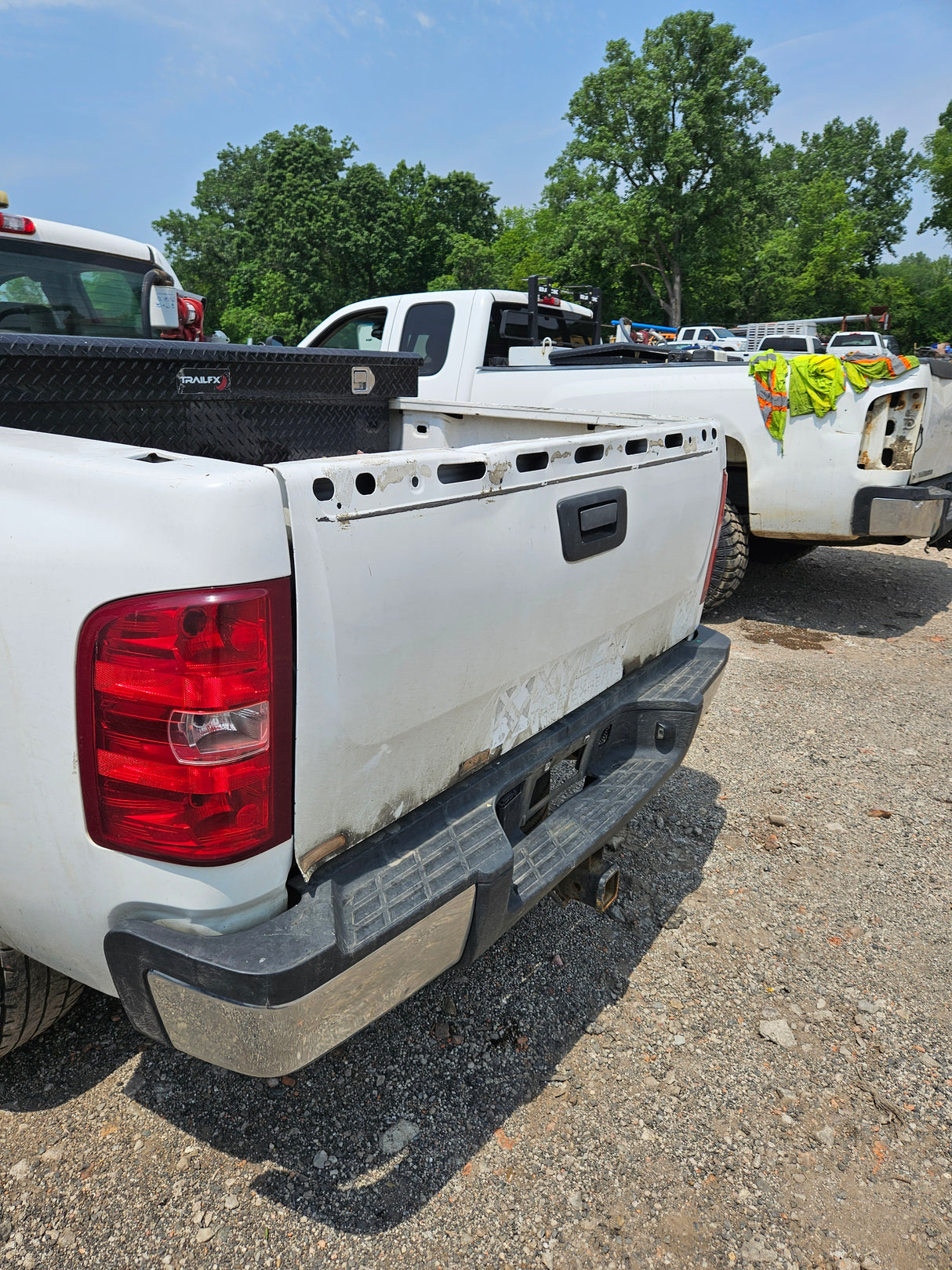 2008 Chevrolet Silverado 2500HD Extended Cab Short Bed 6.5' - FULL PART OUT