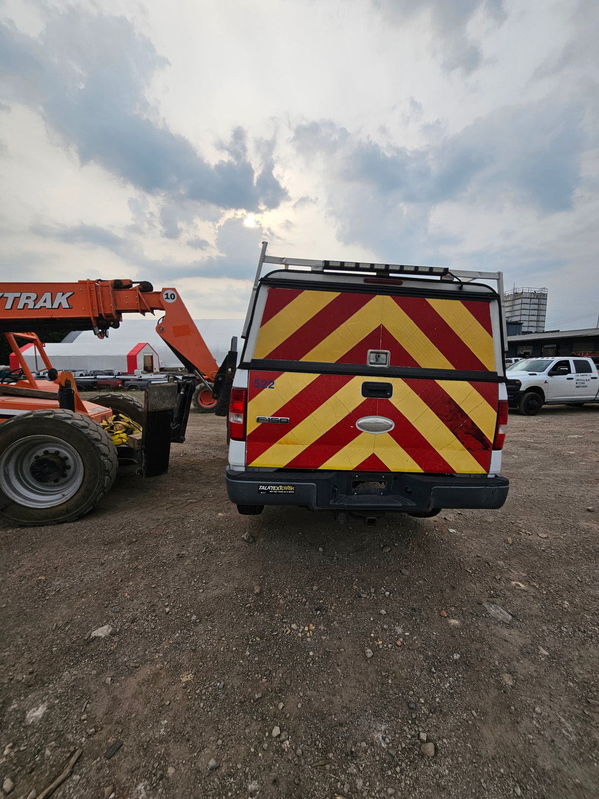 2007 Ford F-150 Extended Cab/Plus Cab 8' Long Bed 4 Door  - FULL PART OUT