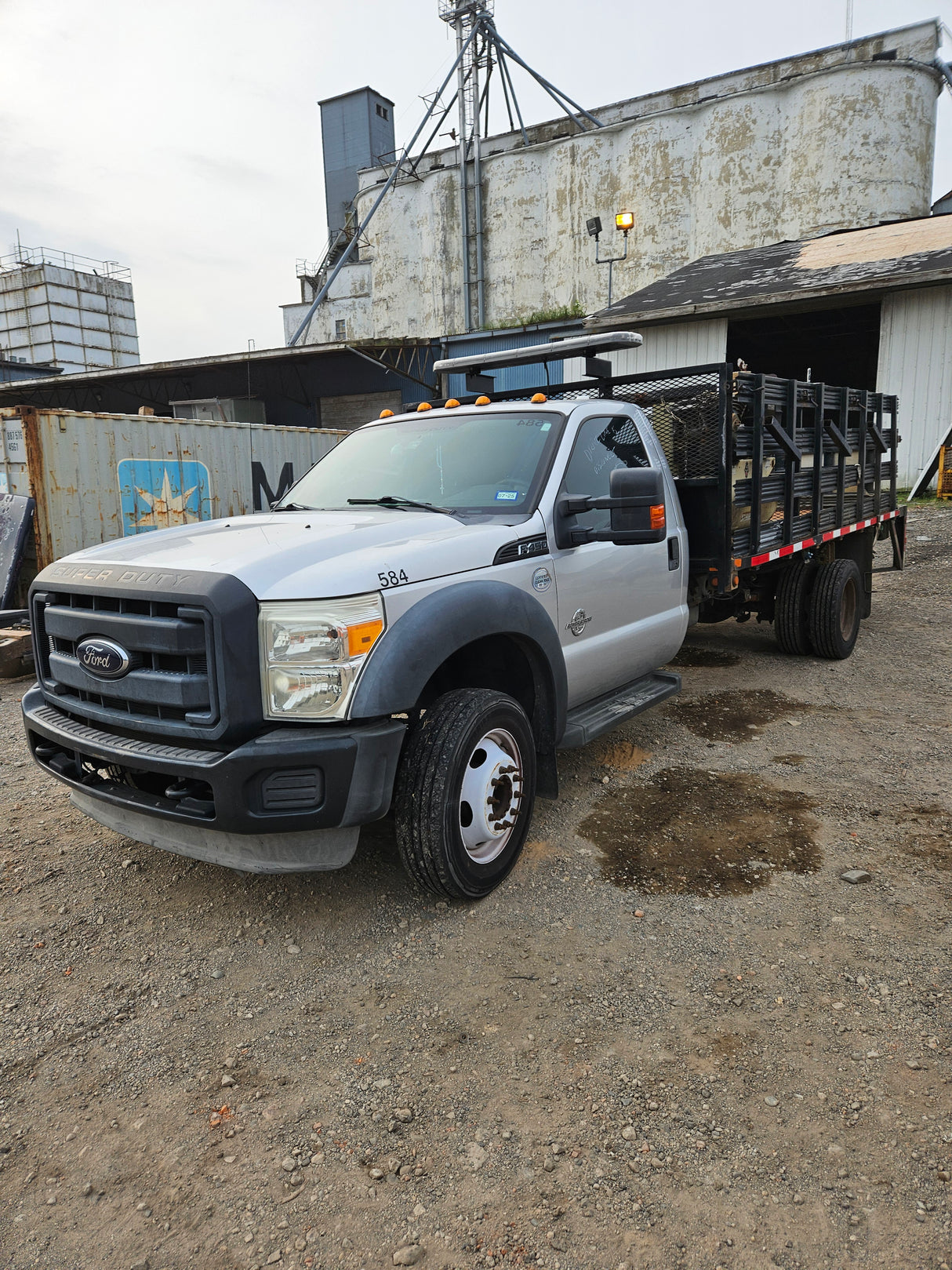 2012 Ford F-450 Super Duty Regular Cab Cab and Chassis 6.7L Power Stroke 2x4 Dual Rear Wheel - FULL PART OUT
