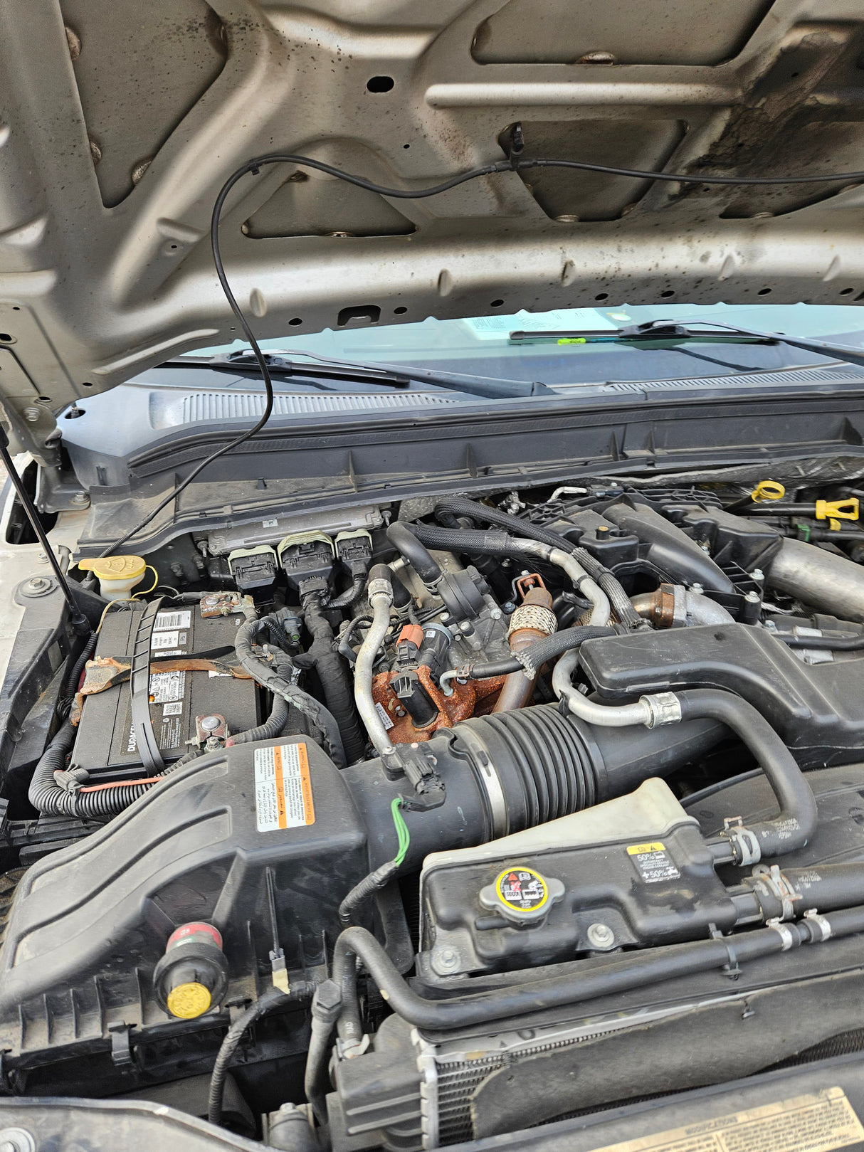 2012 Ford F-450 Super Duty Regular Cab Cab and Chassis 6.7L Power Stroke 2x4 Dual Rear Wheel - FULL PART OUT