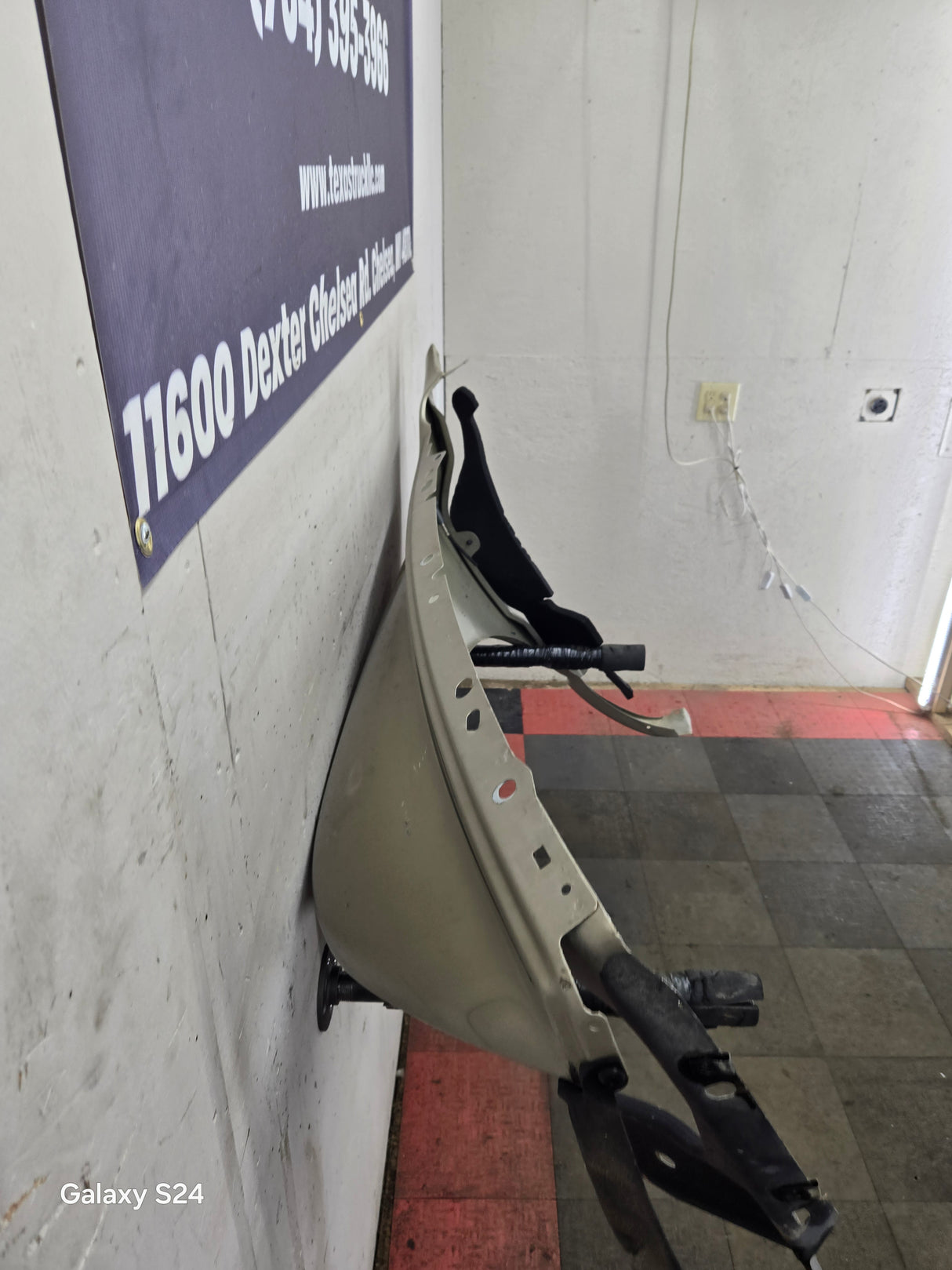 2003-2005 Dodge Ram 3rd Gen 1500 2500 3500 RH Passenger Side Front Fender