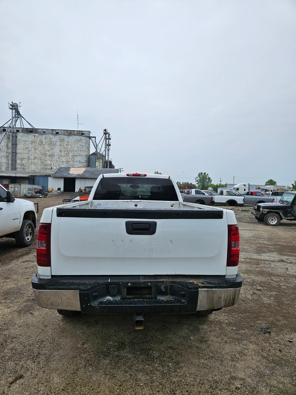 2008 Chevrolet Silverado 2500HD Extended Cab Long Bed 8' - FULL PART OUT