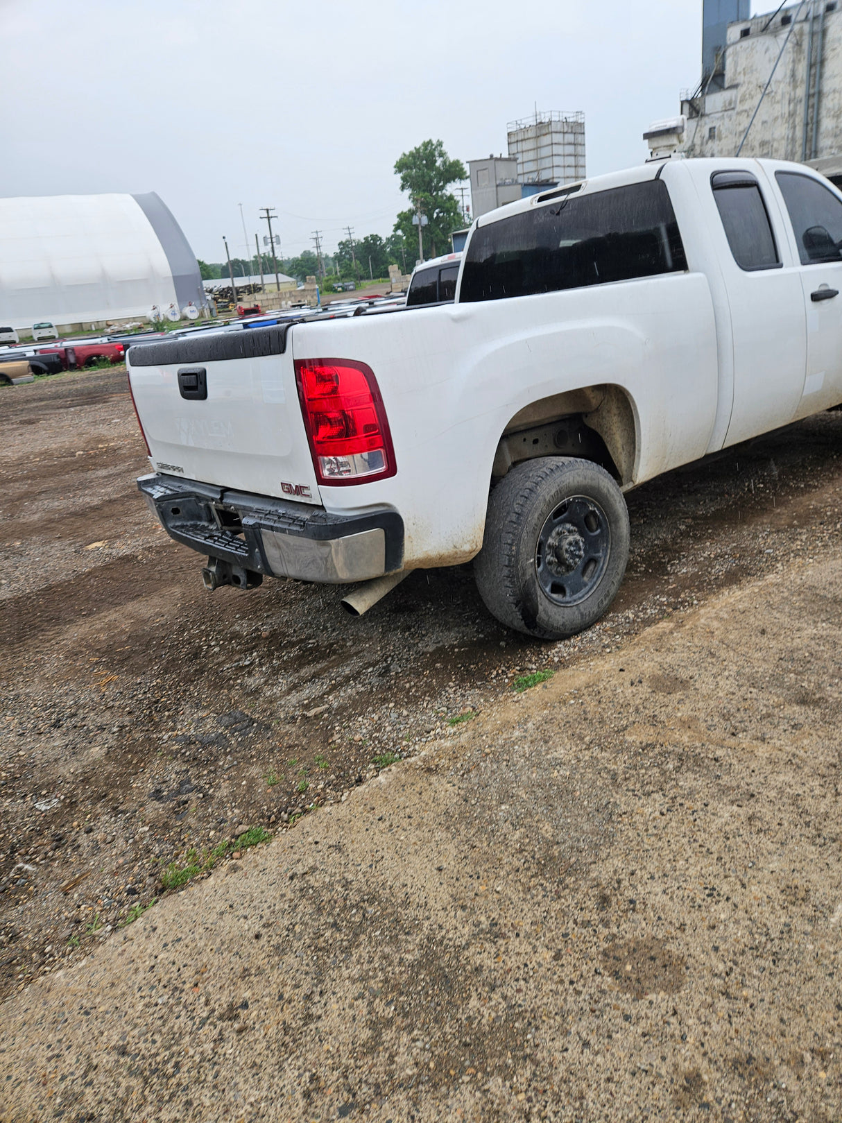 2011 GMC Sierra 2500HD 4x4 Extended Cab Long Bed 8' - FULL PART OUT