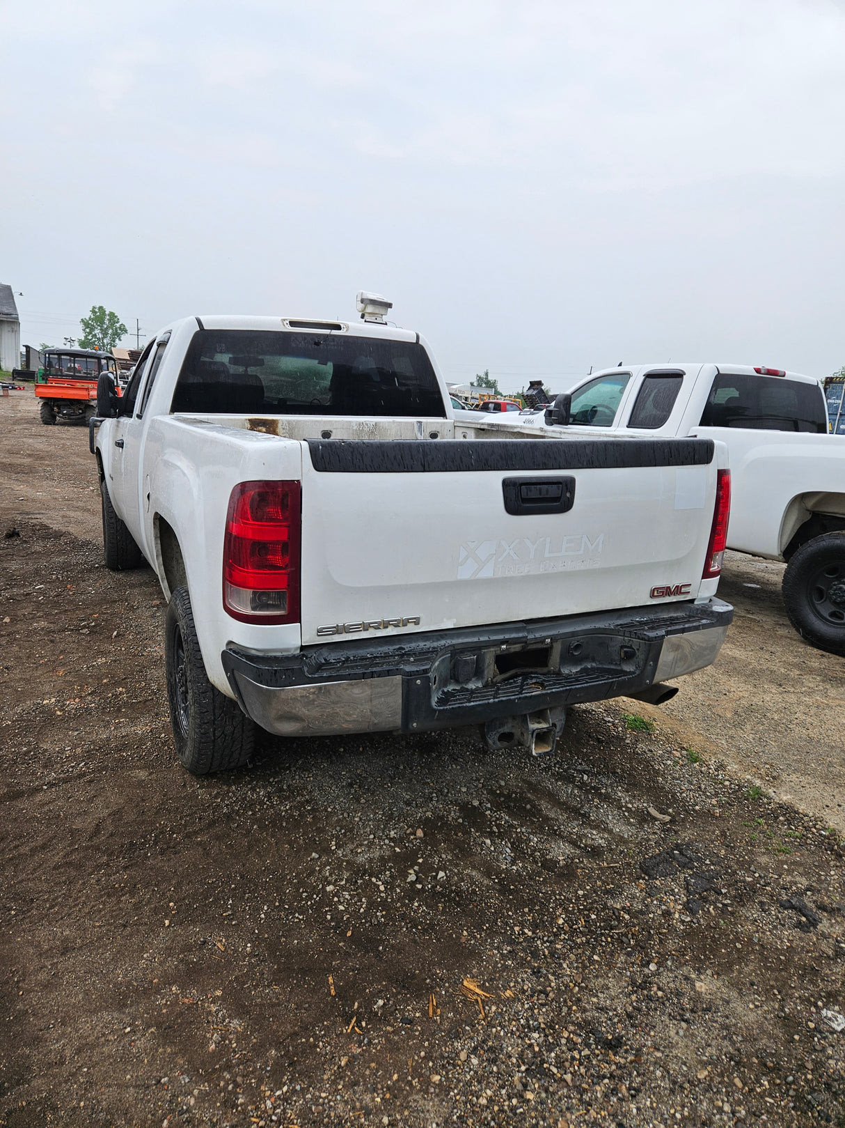 2011 GMC Sierra 2500HD 4x4 Extended Cab Long Bed 8' - FULL PART OUT