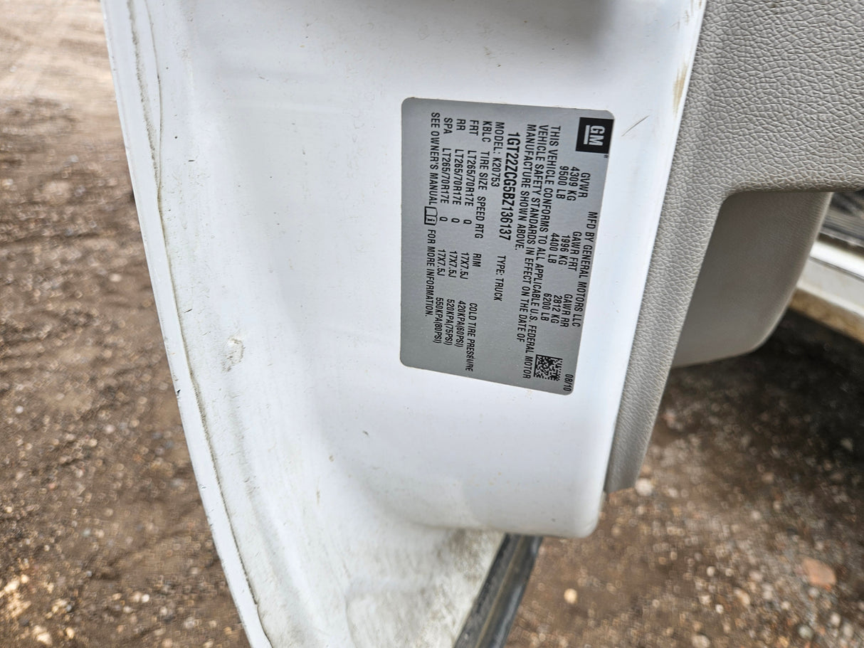 2011 GMC Sierra 2500HD 4x4 Extended Cab Long Bed 8' - FULL PART OUT