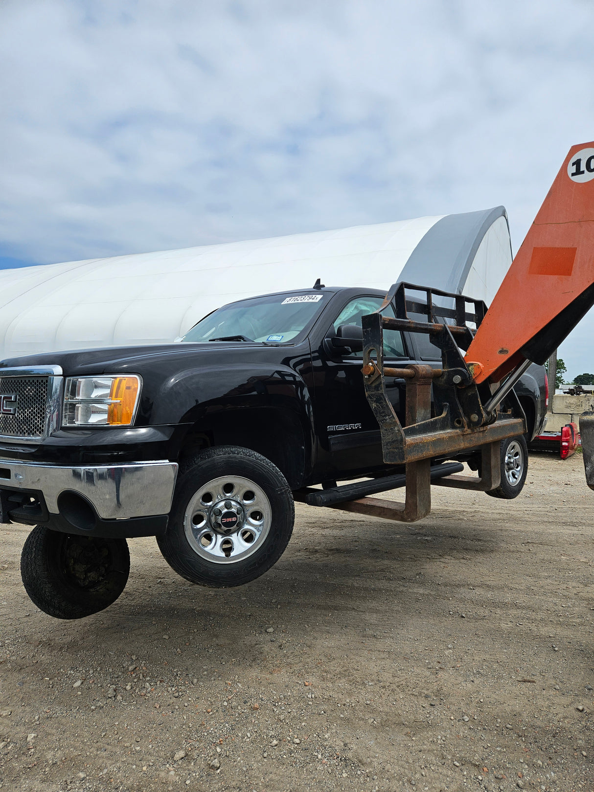 2011 GMC Sierra Extended Cab Short Bed 1500 - FULL PART OUT