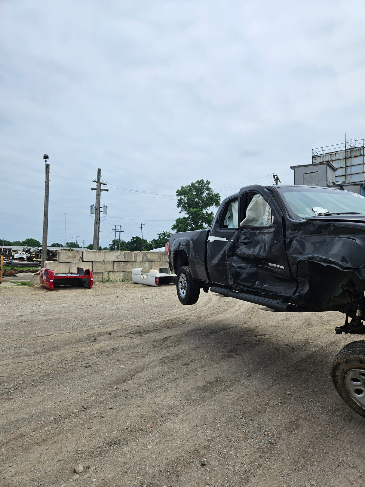 2011 GMC Sierra Extended Cab Short Bed 1500 - FULL PART OUT