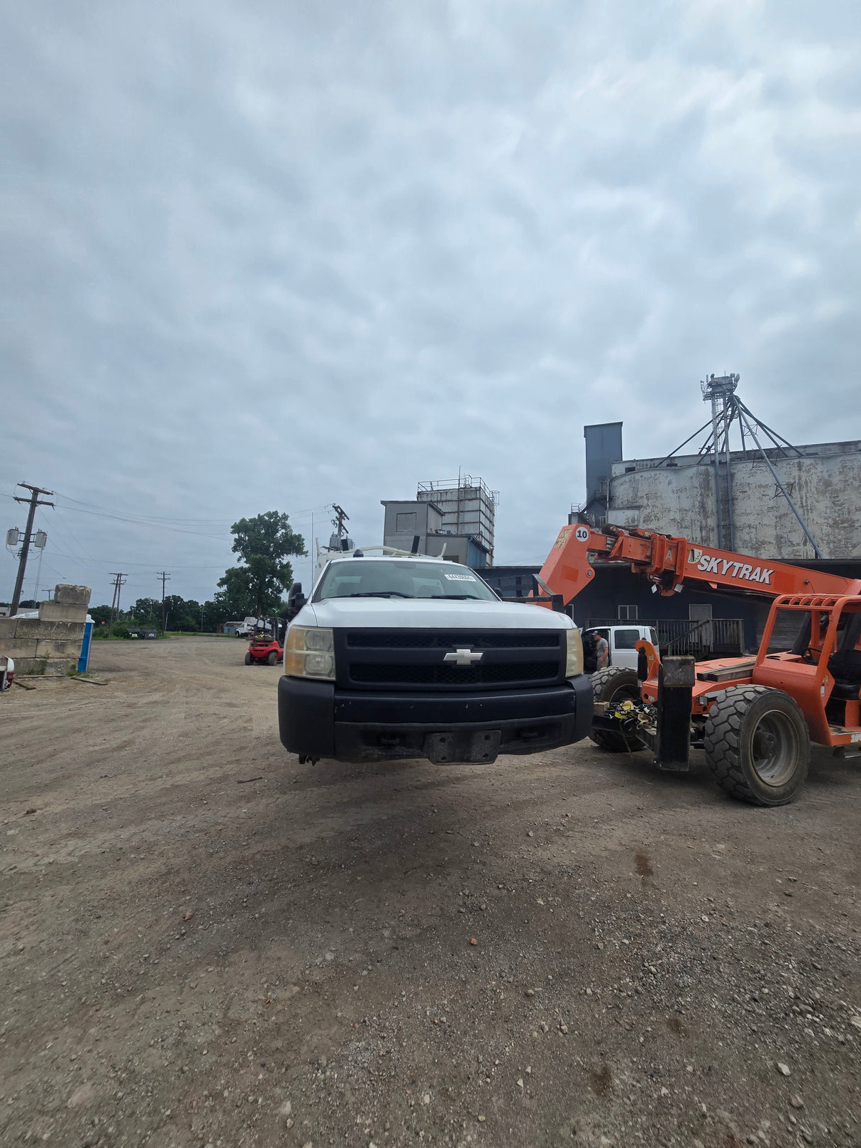 2008 Chevrolet Silverado 1500 Regular Cab 8' Long Bed 2wd - FULL PART OUT