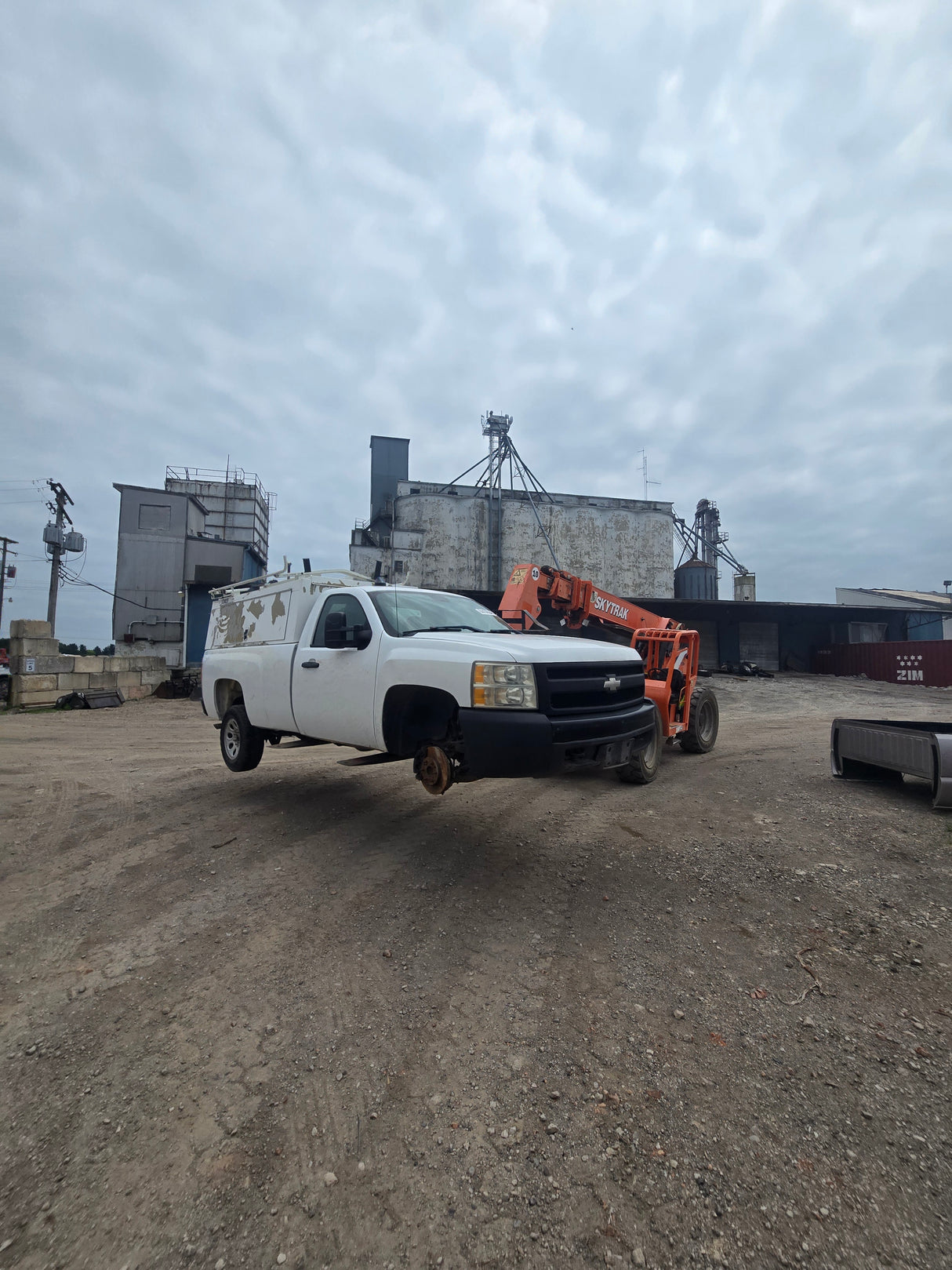 2008 Chevrolet Silverado 1500 Regular Cab 8' Long Bed 2wd - FULL PART OUT