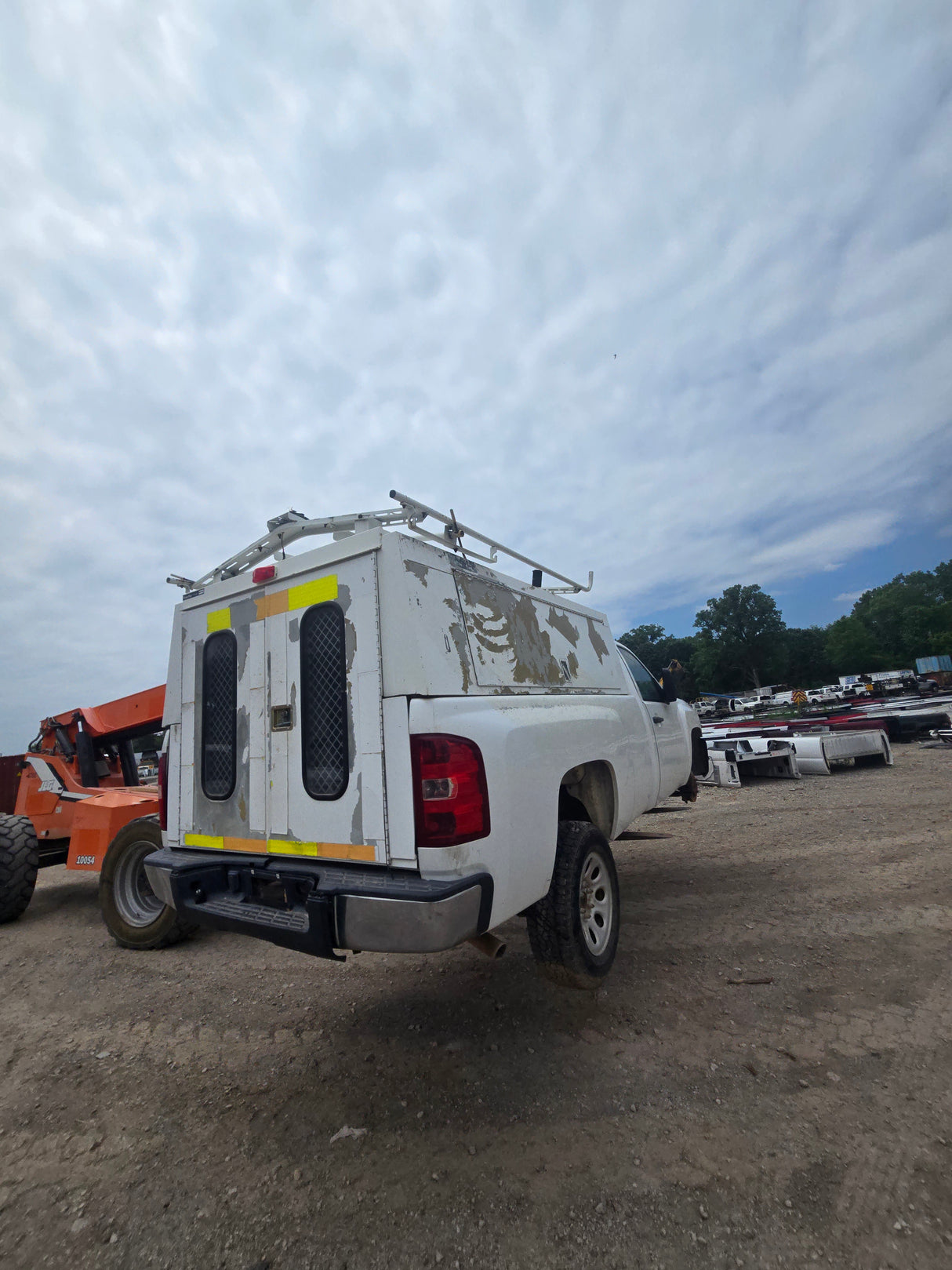 2008 Chevrolet Silverado 1500 Regular Cab 8' Long Bed 2wd - FULL PART OUT