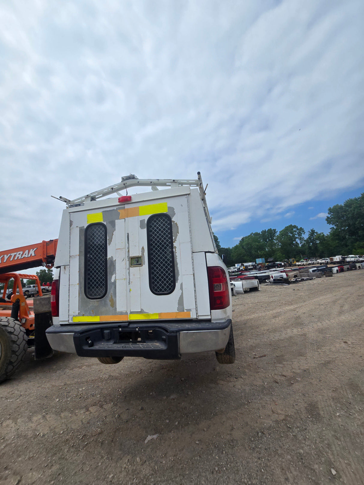 2008 Chevrolet Silverado 1500 Regular Cab 8' Long Bed 2wd - FULL PART OUT
