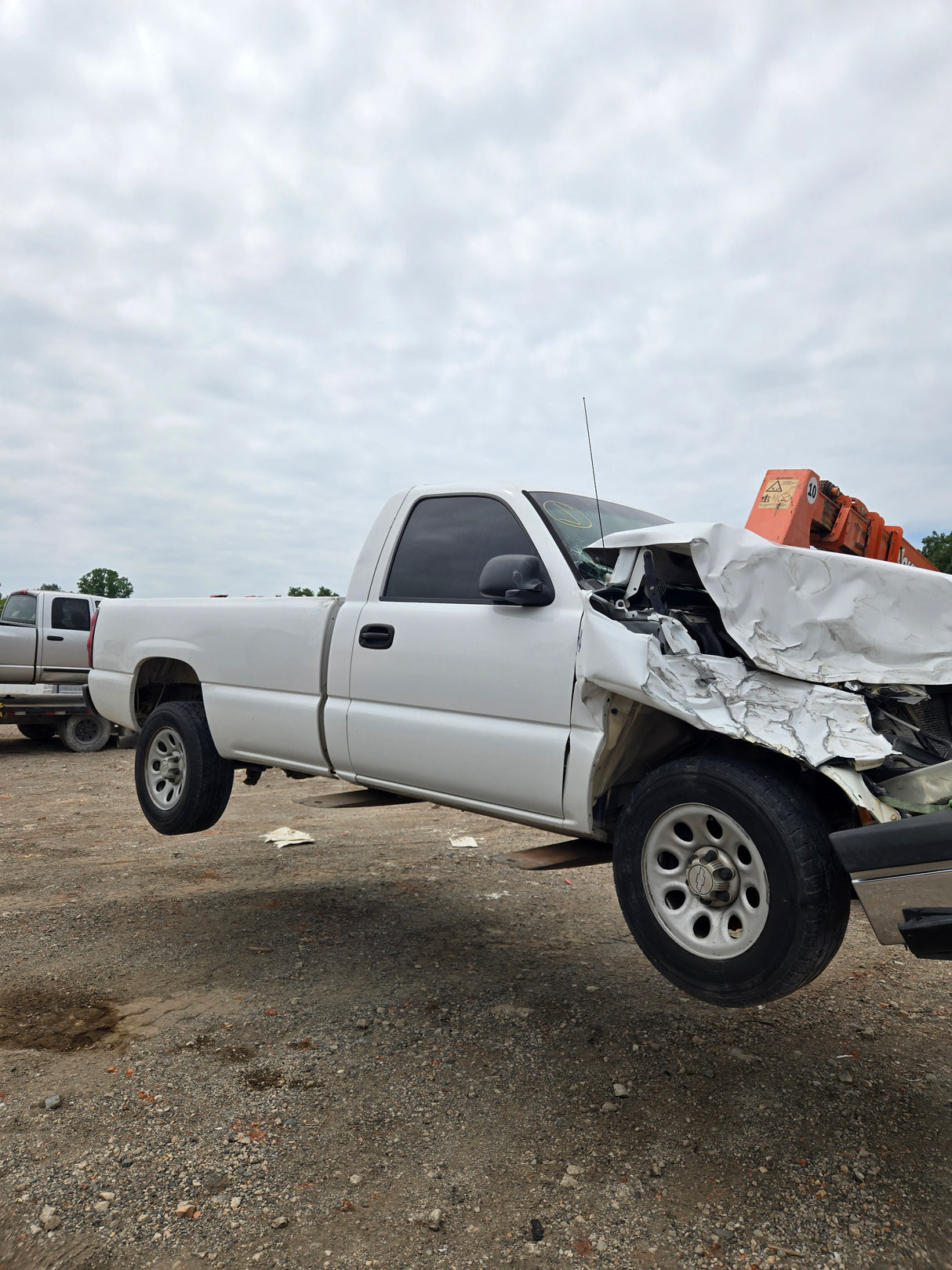 2007 Chevrolet Silverado 1500 Classic Cat Eye Regular Cab 8' Long Bed - FULL PART OUT