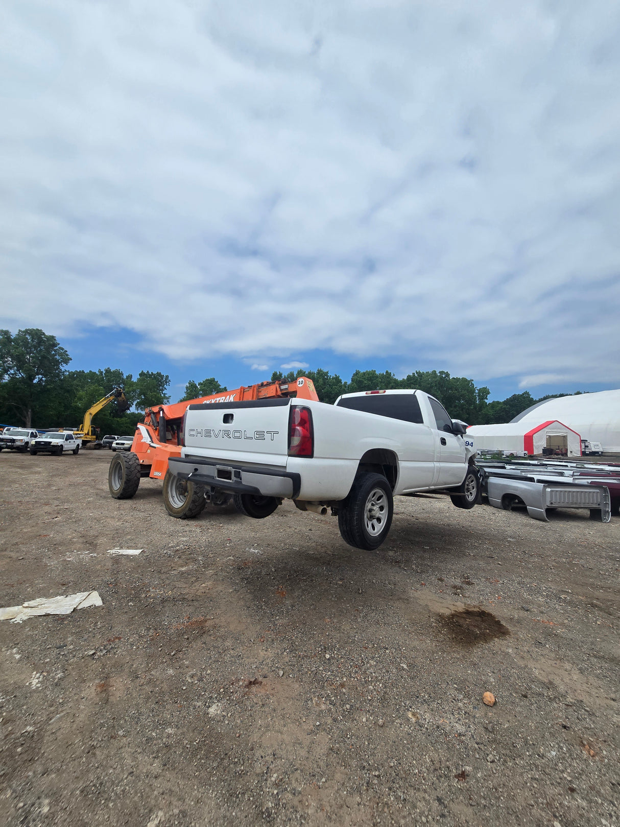 2007 Chevrolet Silverado 1500 Classic Cat Eye Regular Cab 8' Long Bed - FULL PART OUT