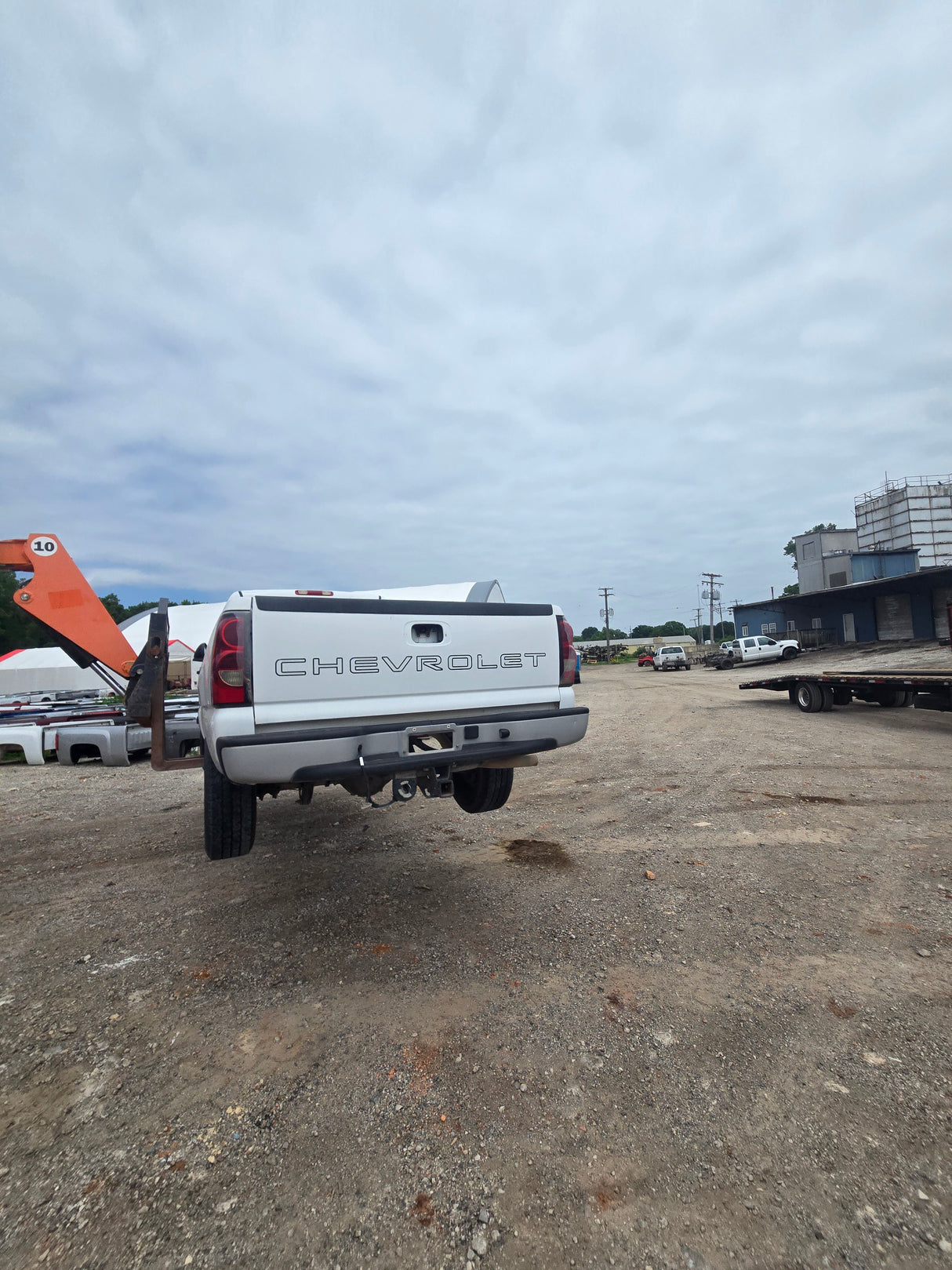 2007 Chevrolet Silverado 1500 Classic Cat Eye Regular Cab 8' Long Bed - FULL PART OUT