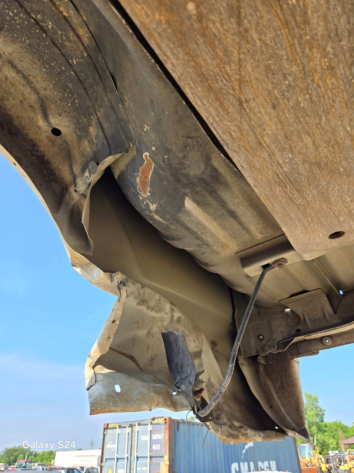2011-2016 Ford F250 F350 Super Duty 6' 9" Short Truck Bed