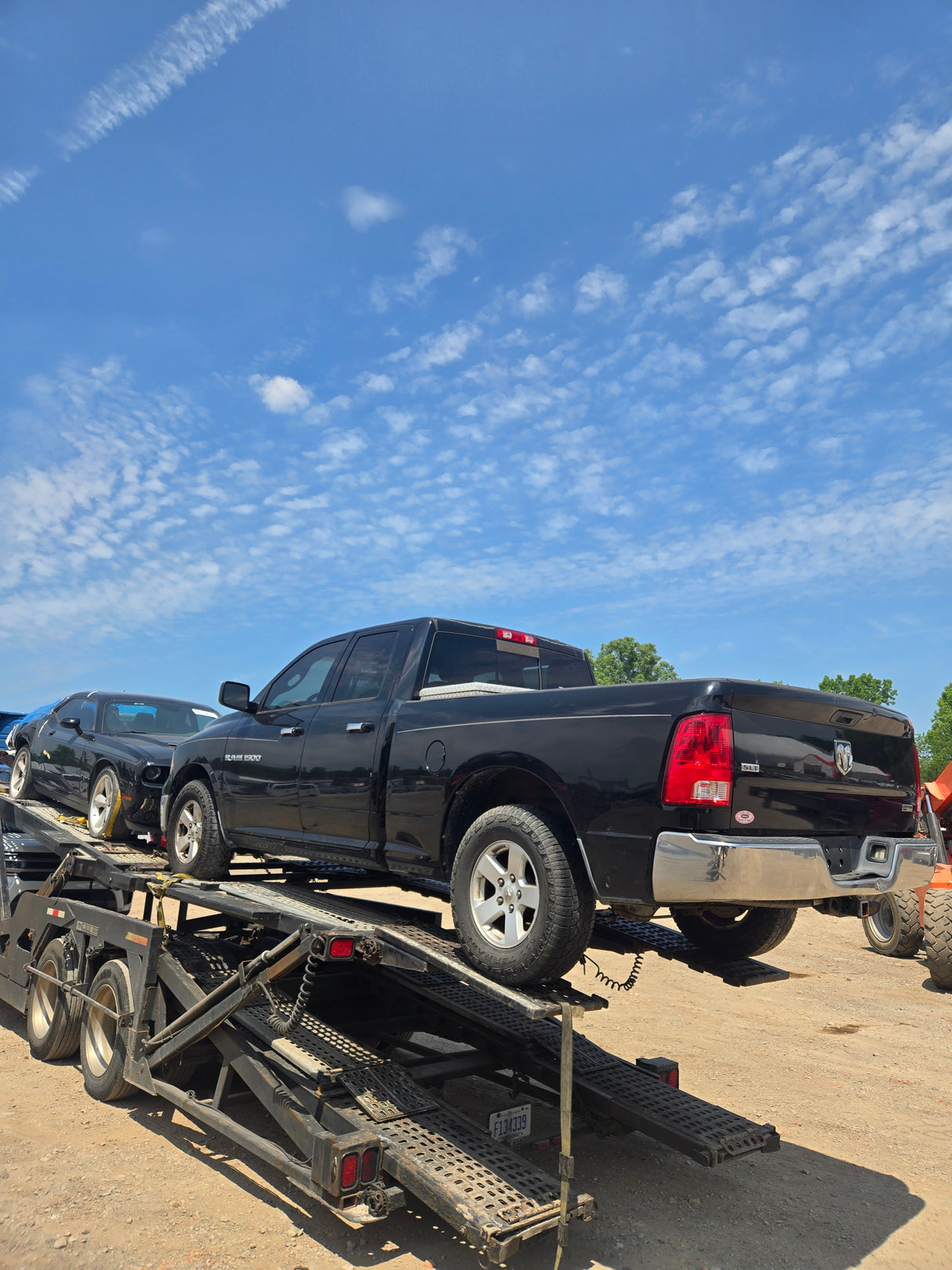 2012 Dodge Ram 1500 Crew Cab Short Bed 4th gen - FULL PART OUT