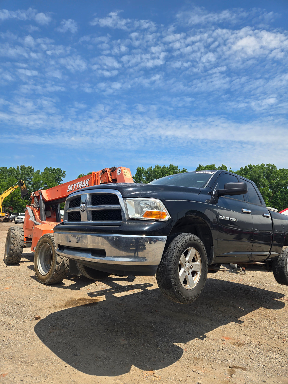 2012 Dodge Ram 1500 Crew Cab Short Bed 4th gen - FULL PART OUT