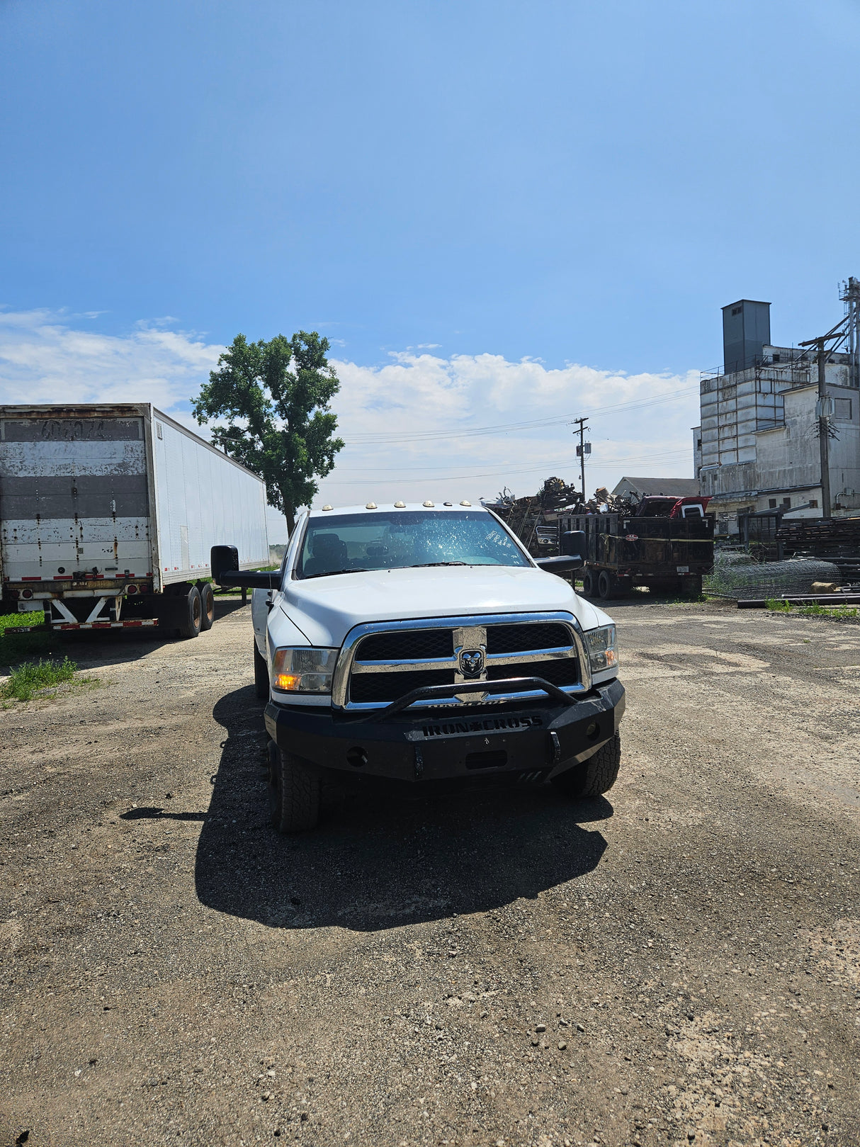 2017 Dodge Ram Cummins 3500 Crew Cab 8' Long Bed Dually 4x4 4th gen - FULL PART OUT