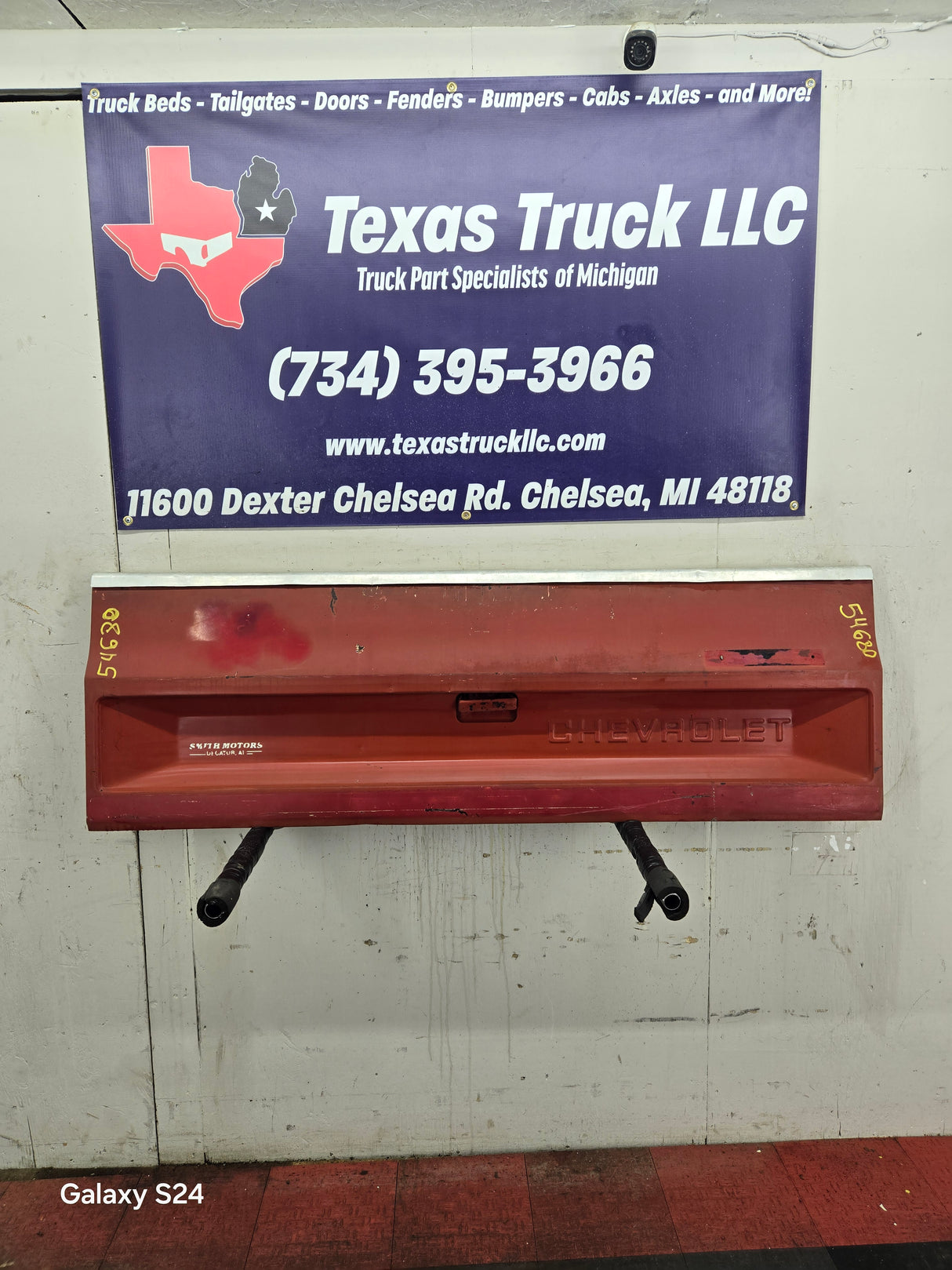 1973-1987 Chevrolet / GMC Square Body Tailgate C10 C15 C20 C25 C35 K10 K15 K20 K25 K35