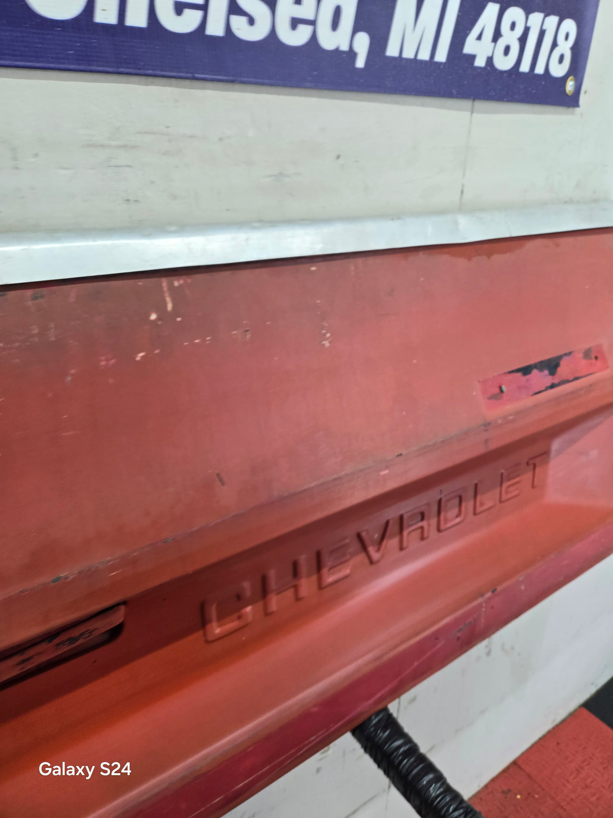 1973-1987 Chevrolet / GMC Square Body Tailgate C10 C15 C20 C25 C35 K10 K15 K20 K25 K35