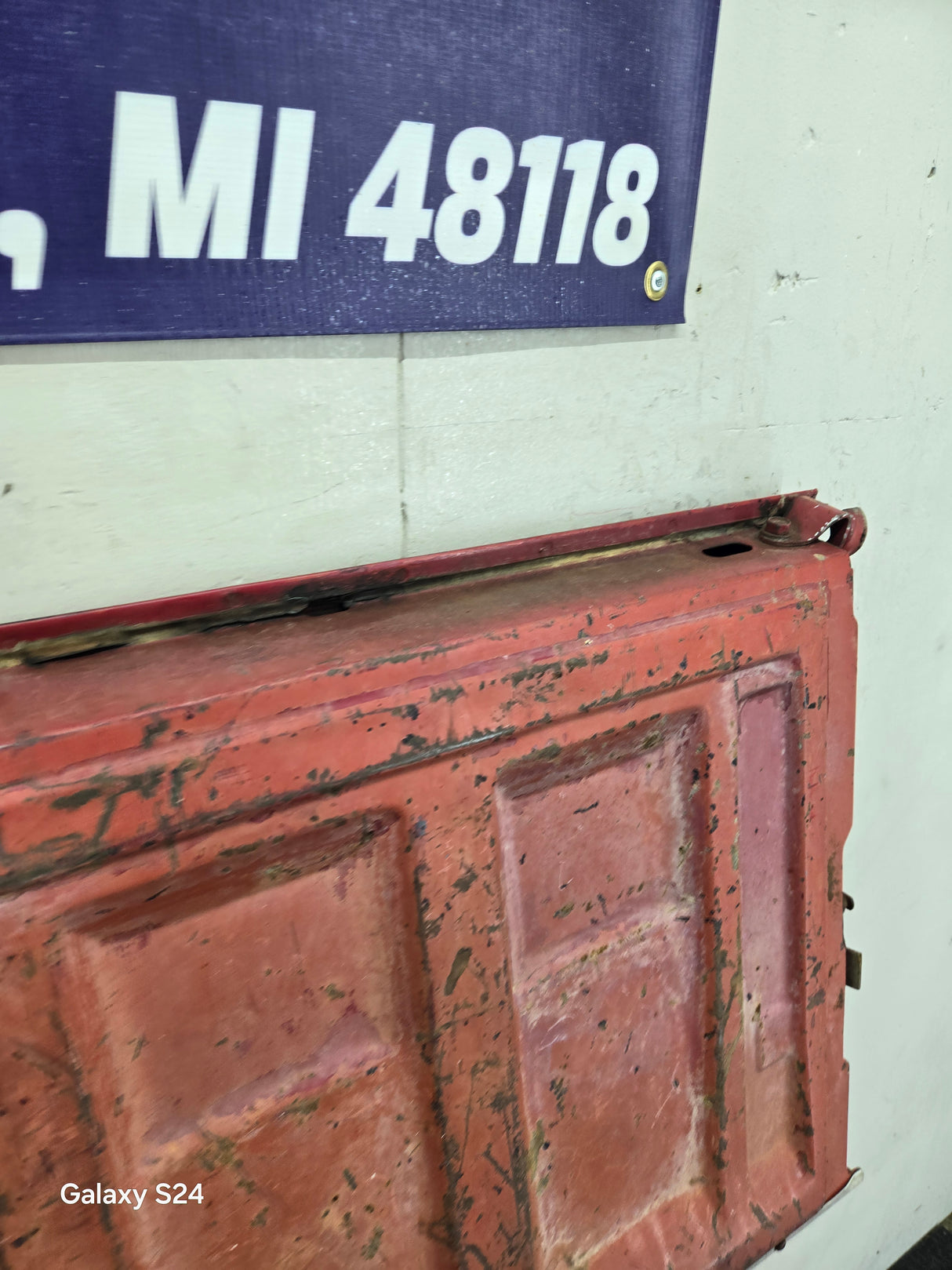 1973-1987 Chevrolet / GMC Square Body Tailgate C10 C15 C20 C25 C35 K10 K15 K20 K25 K35