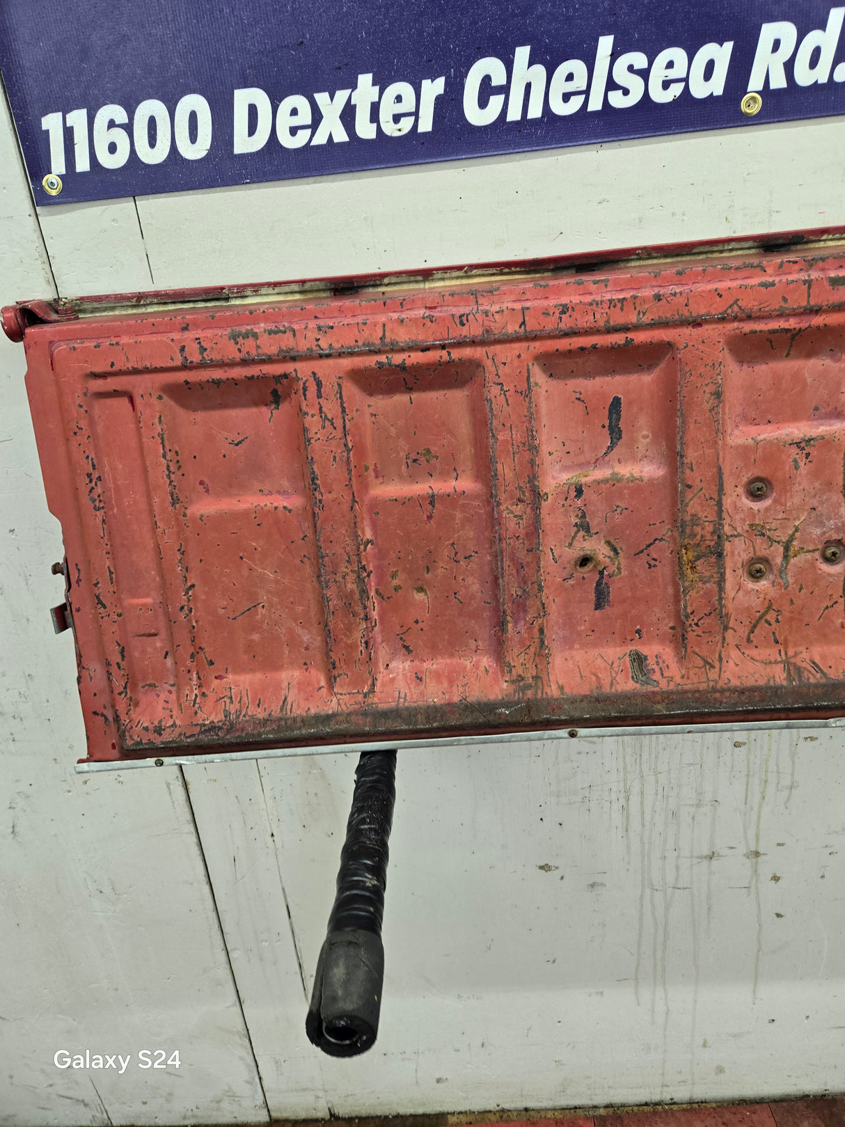 1973-1987 Chevrolet / GMC Square Body Tailgate C10 C15 C20 C25 C35 K10 K15 K20 K25 K35