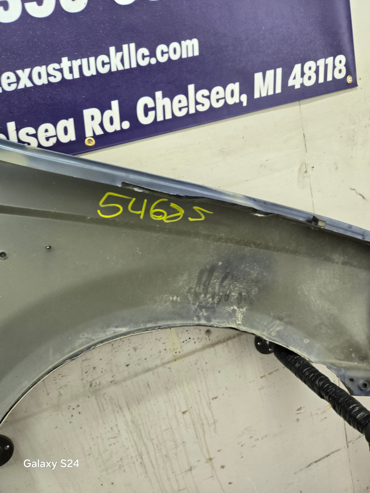 1999-2007 Ford Super Duty LH Driver Side Front Fender F250 F350 F450 F550 Excursion