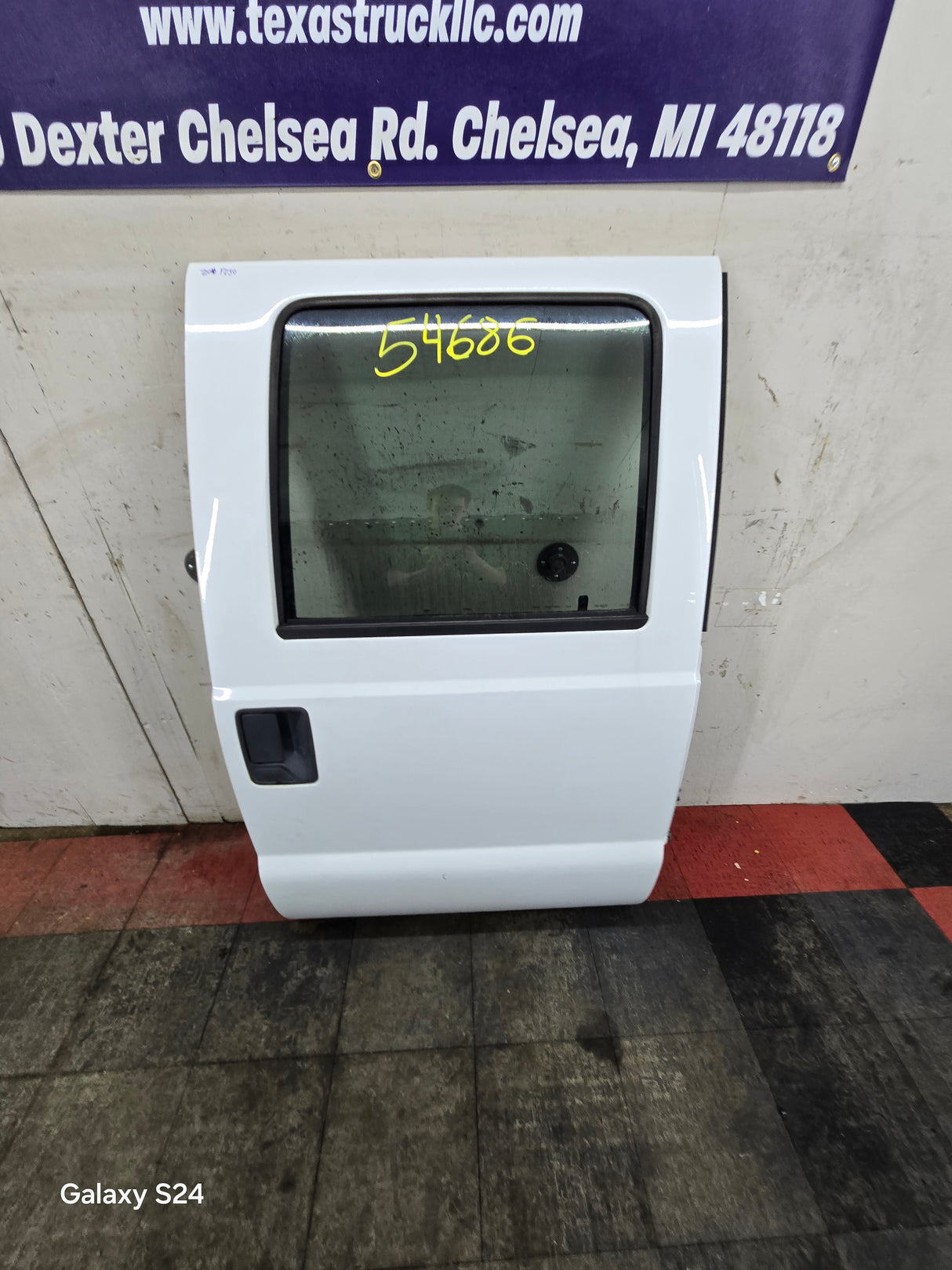 1999-2011 Ford Super Duty RH Passenger Side Rear Crew Cab Door F250 F350 F450 F550