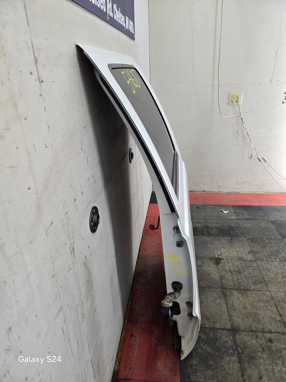 2012-2016 Ford Super Duty Driver Side Rear Door LH Crew Cab F250 F350 F450 F550