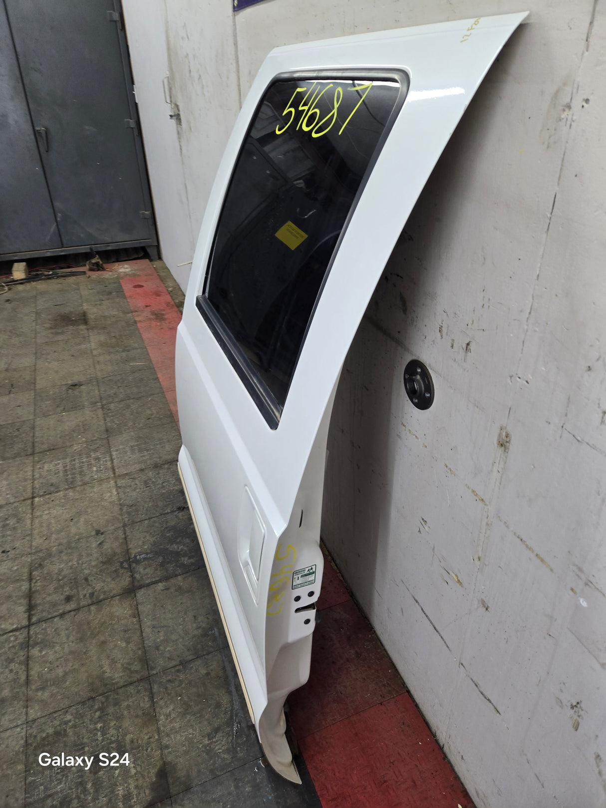 2012-2016 Ford Super Duty Driver Side Rear Door LH Crew Cab F250 F350 F450 F550