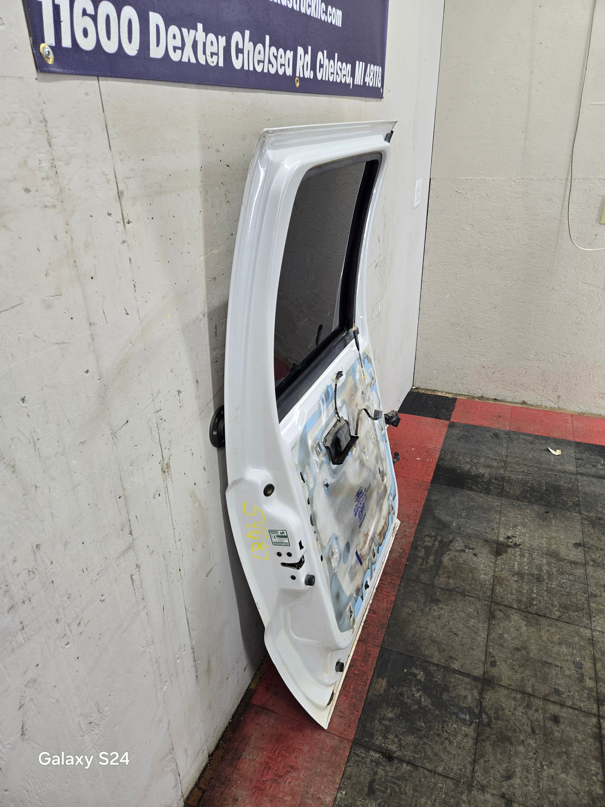 2012-2016 Ford Super Duty Driver Side Rear Door LH Crew Cab F250 F350 F450 F550