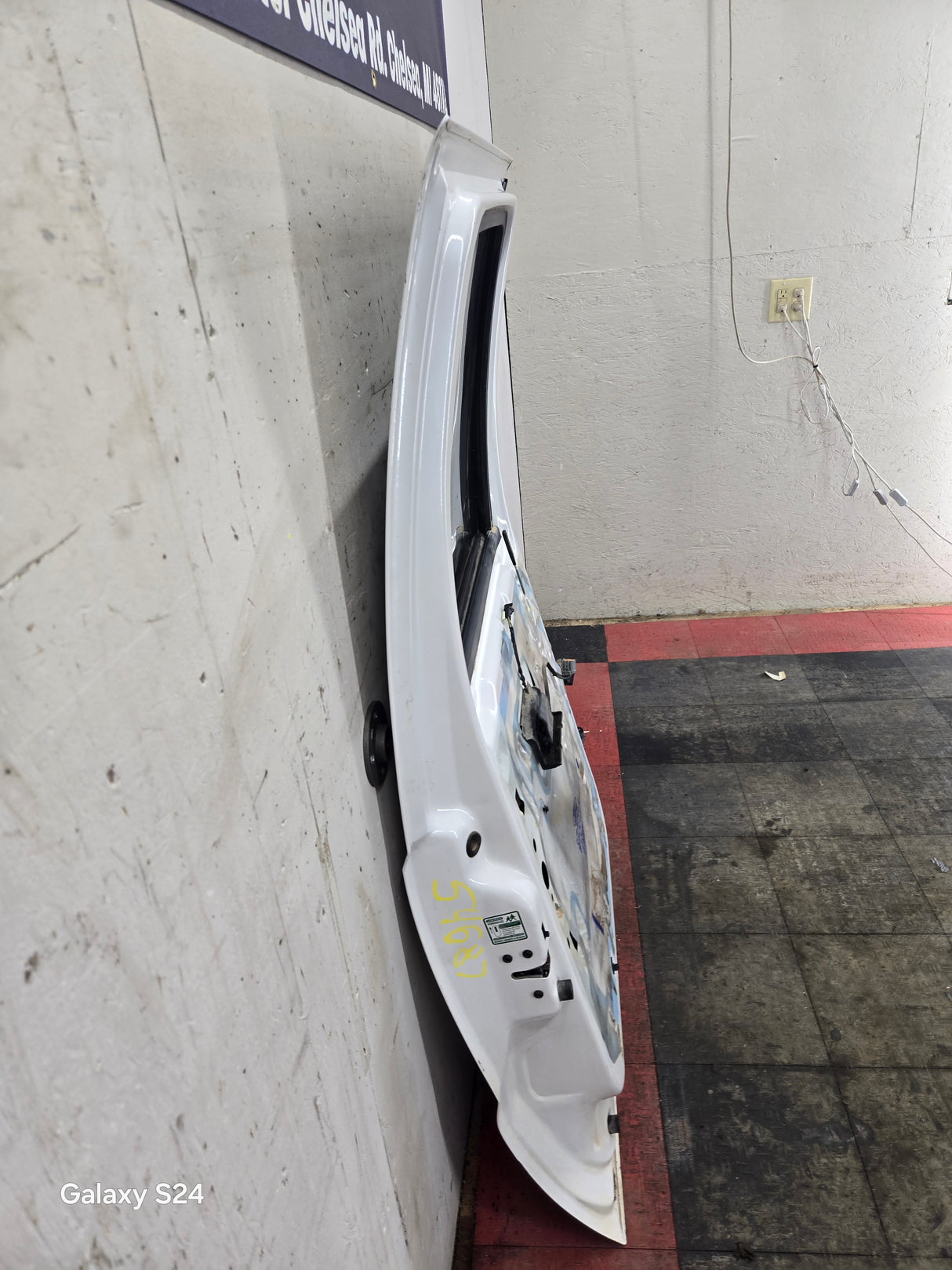 2012-2016 Ford Super Duty Driver Side Rear Door LH Crew Cab F250 F350 F450 F550