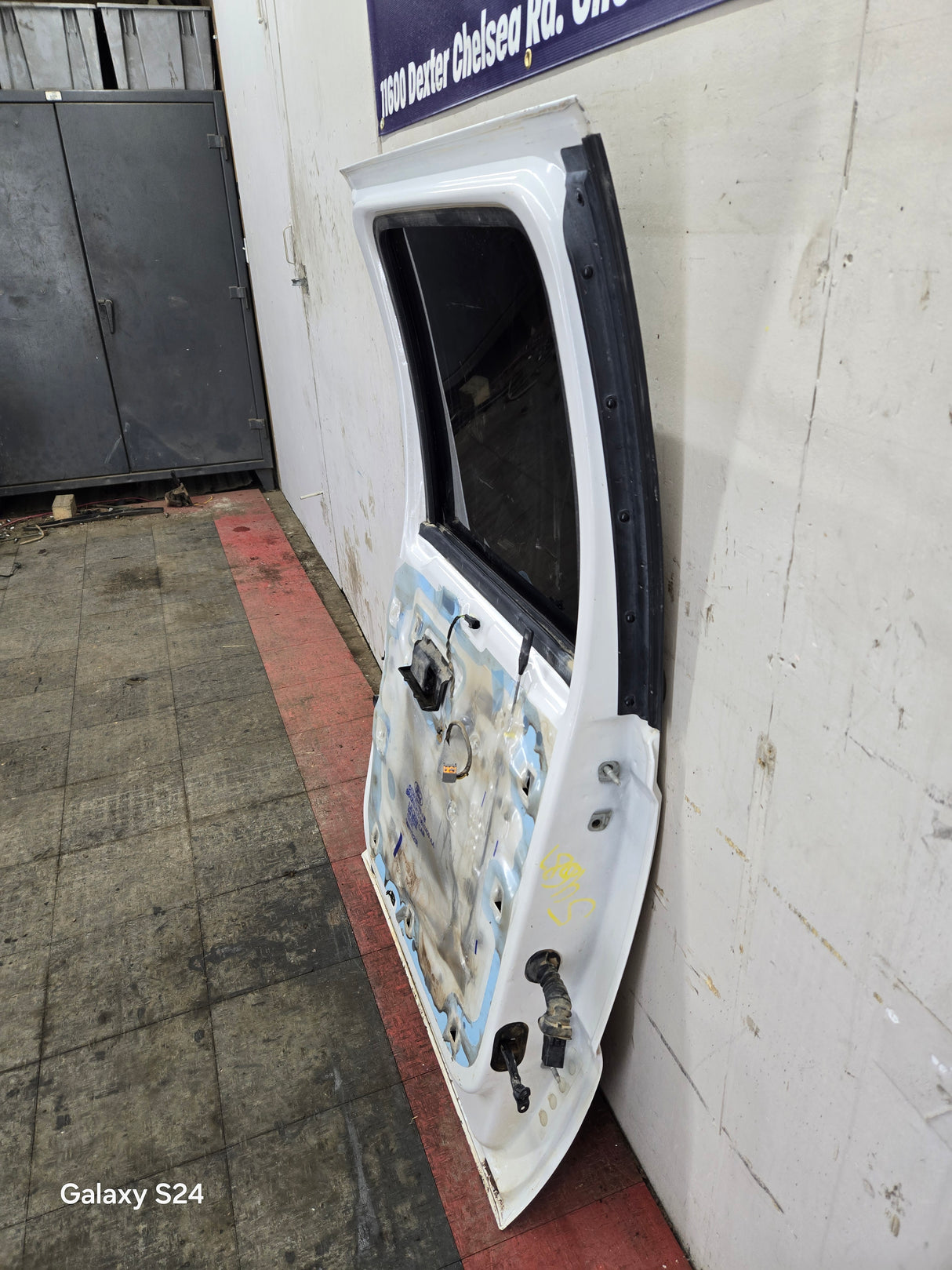 2012-2016 Ford Super Duty Driver Side Rear Door LH Crew Cab F250 F350 F450 F550