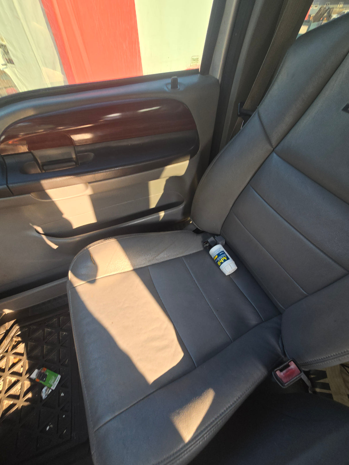 2005 Ford F-350 Super Duty 6.0L Power Stroke Crew Cab Short Bed 2wd - FULL PART OUT