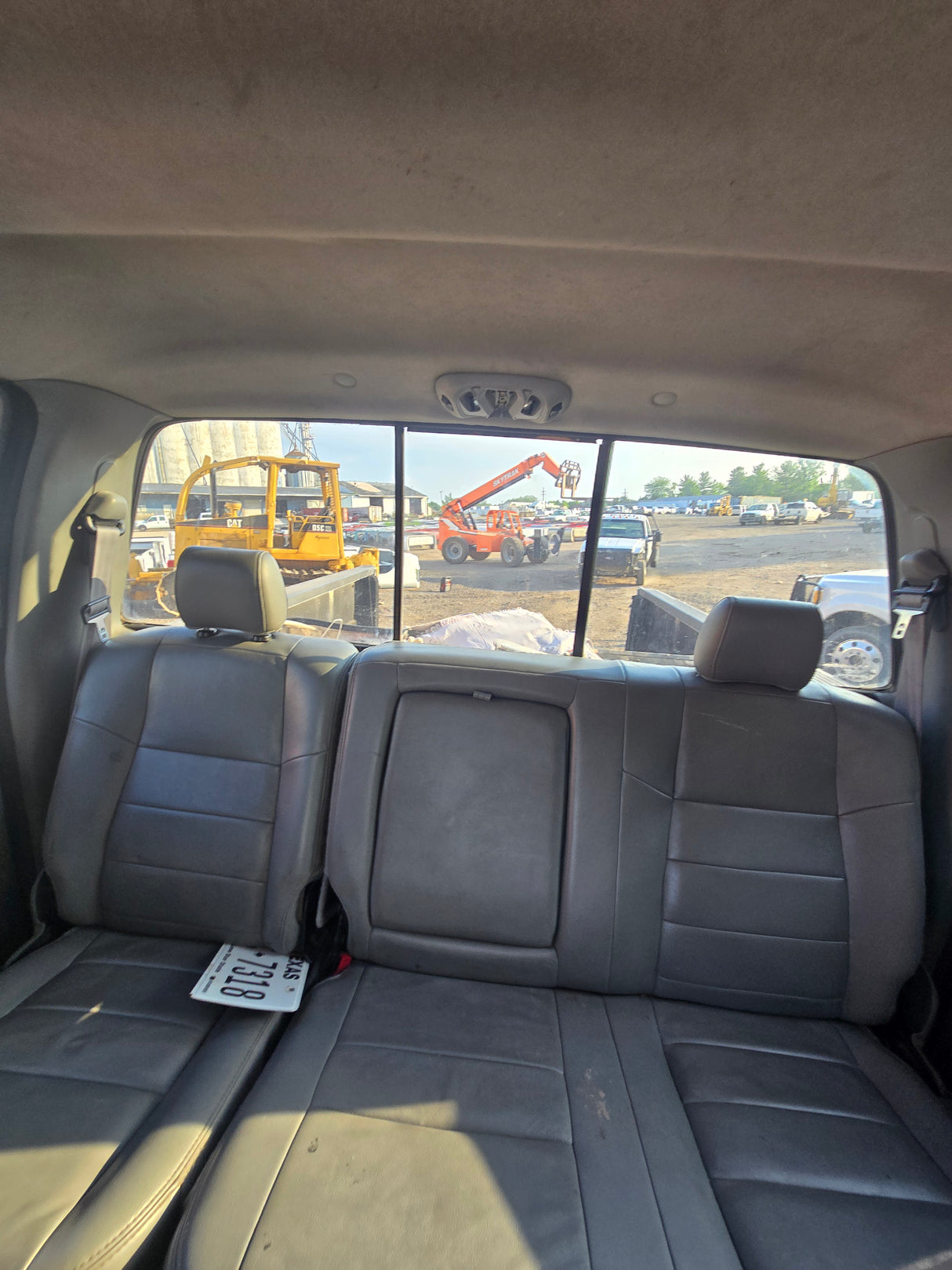 2005 Ford F-350 Super Duty 6.0L Power Stroke Crew Cab Short Bed 2wd - FULL PART OUT