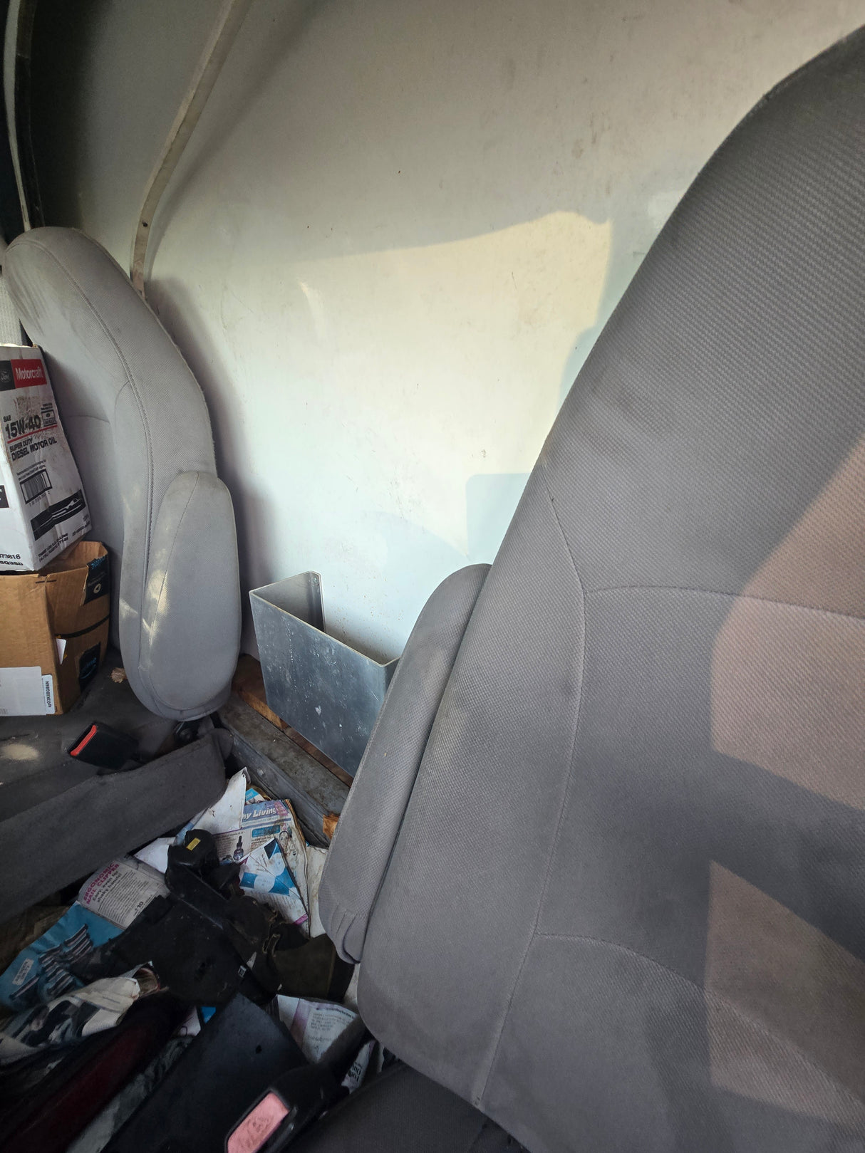 2006 Ford E-450 Express Van Cut Away 6.0L Power Stroke - FULL PART OUT