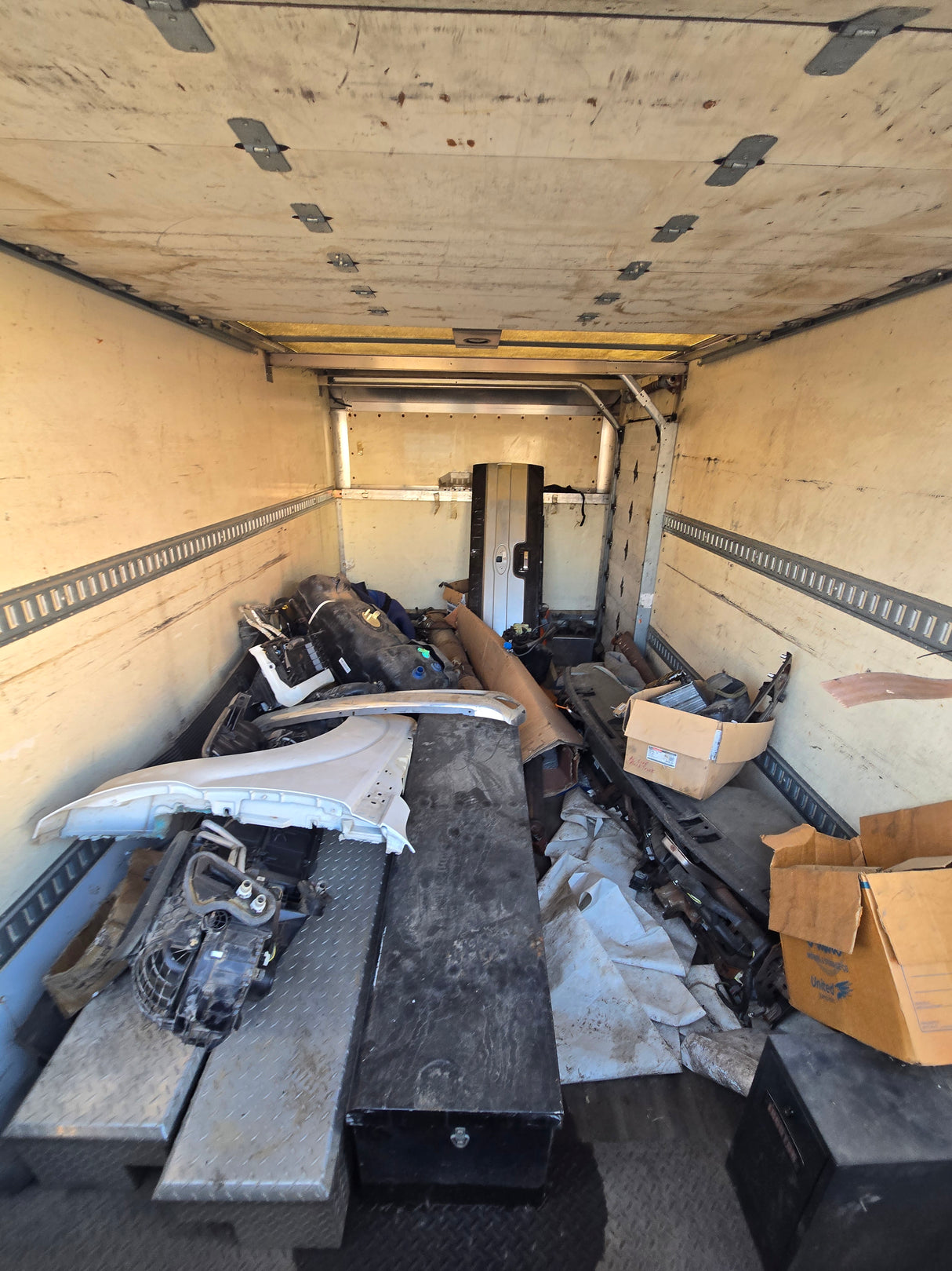 2006 Ford E-450 Express Van Cut Away 6.0L Power Stroke - FULL PART OUT