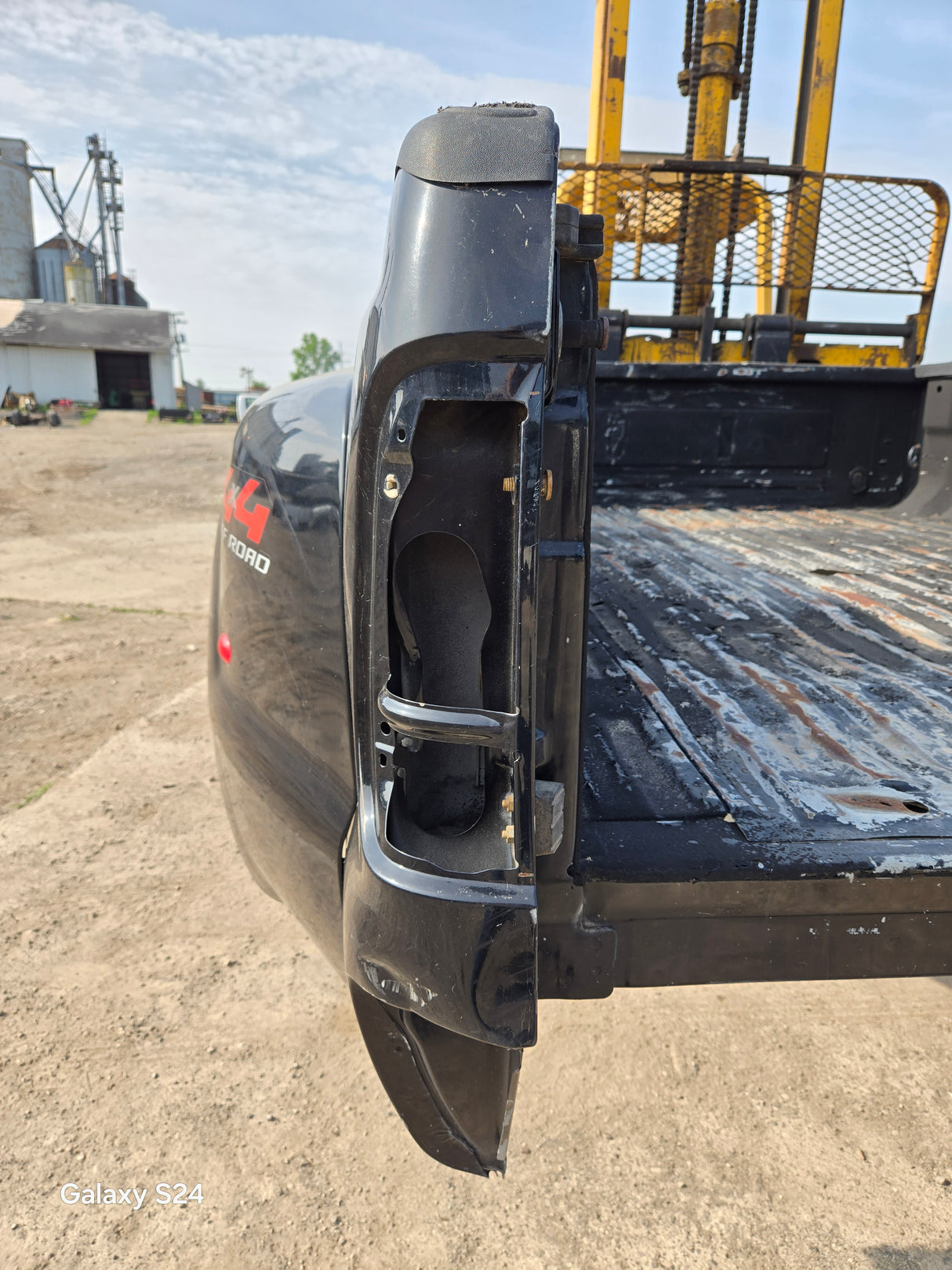 1999-2010 Ford F350 F450 F550 Super Duty 8' Dually Long Truck Bed