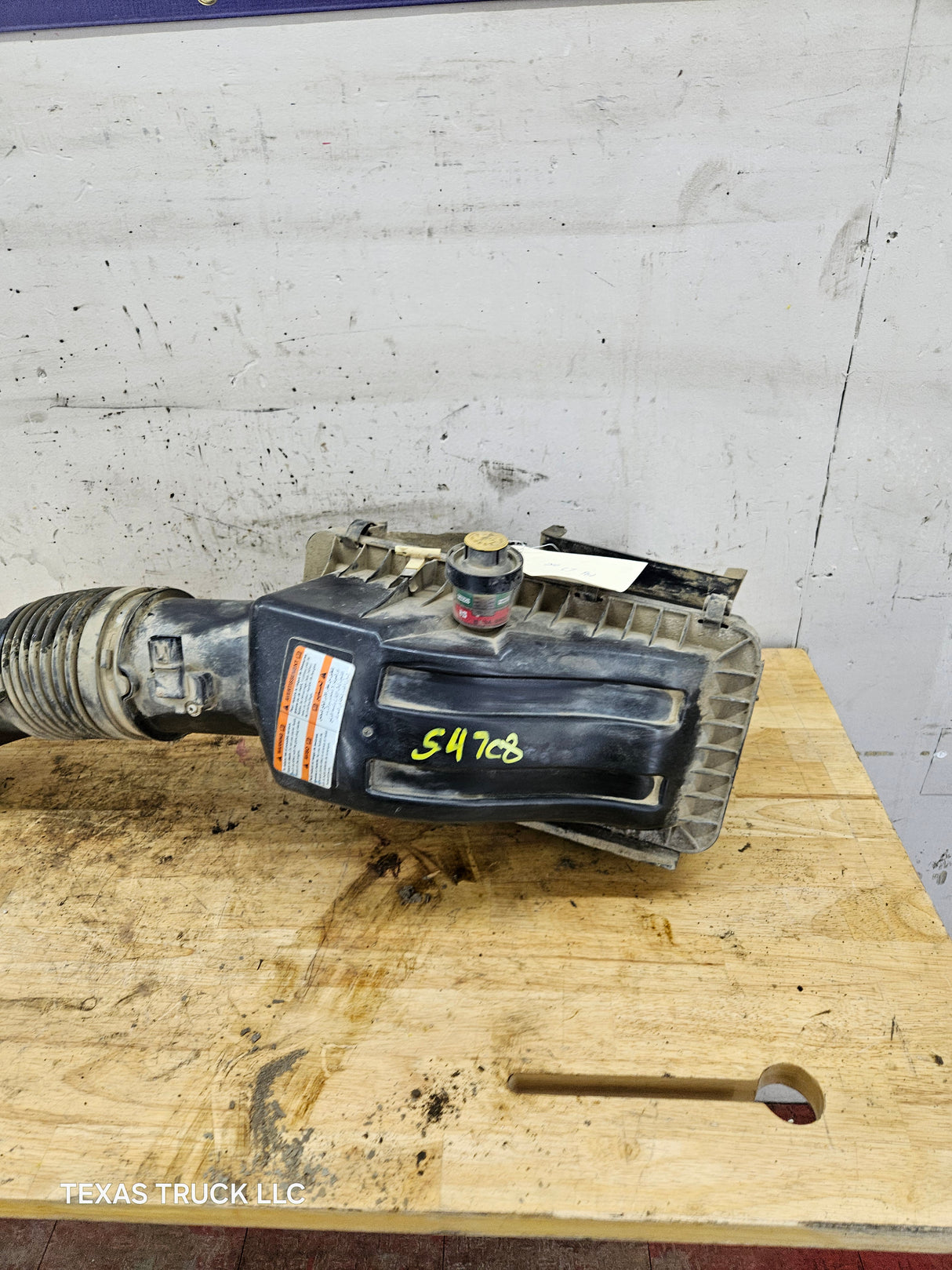 2011-2016 6.7 Power Stroke Diesel Air Intake Tube Duct Pipe & Air Filter Box & Lid OEM BC34-9F805-CB Ford Super Duty F250 F350 F450 F550