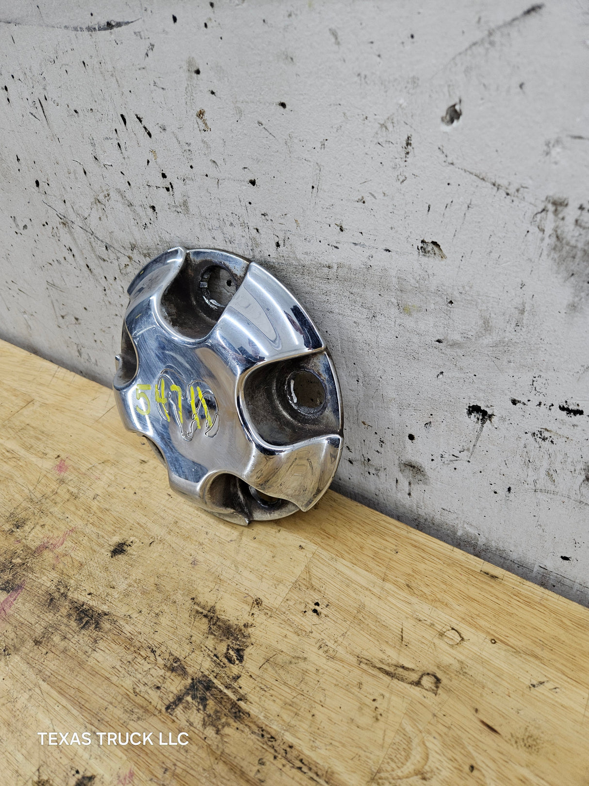 2002-2008 Dodge Ram 1500 OEM Center Wheel Cap Hub Cap 3rd Gen